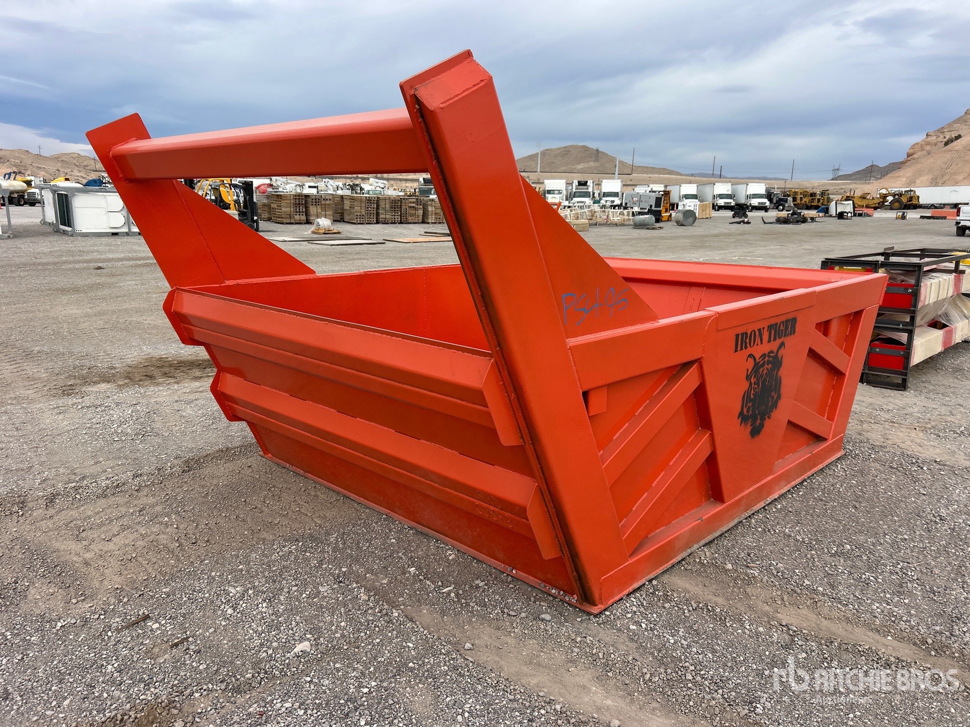 Aspect général with Image, coin arrière droit