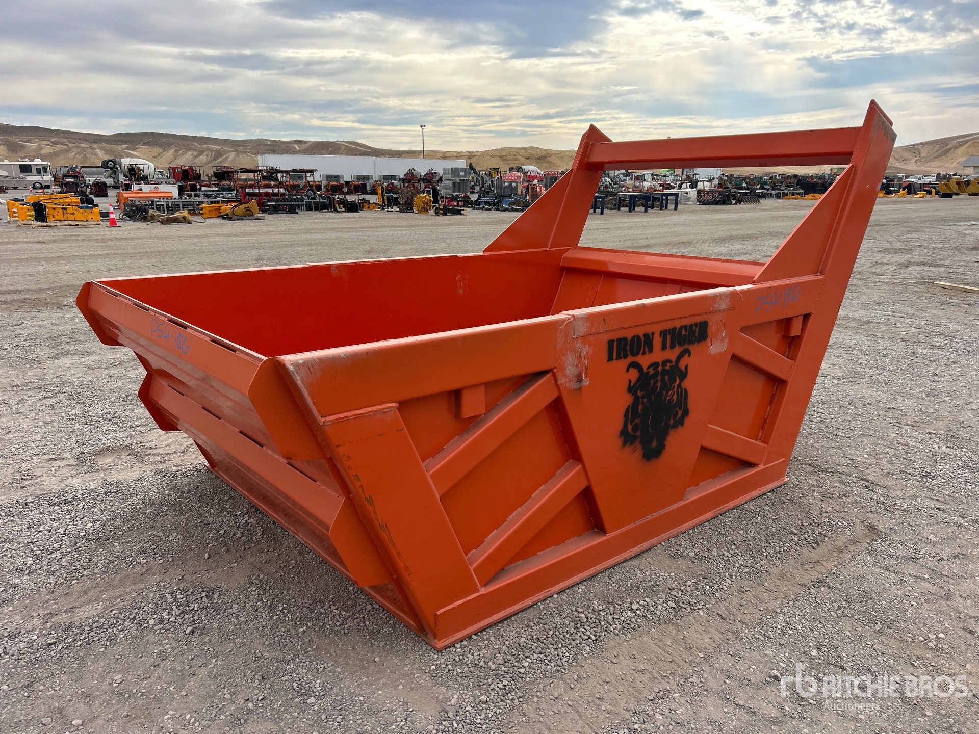 Aspect général with Image, coin avant gauche