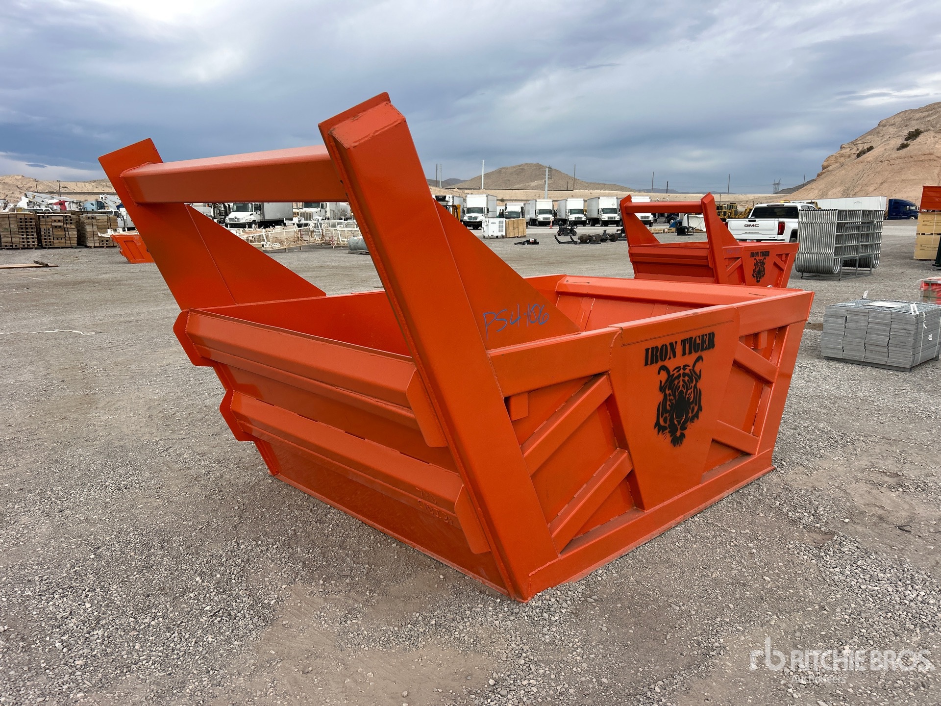 Aspect général with Image, coin arrière droit