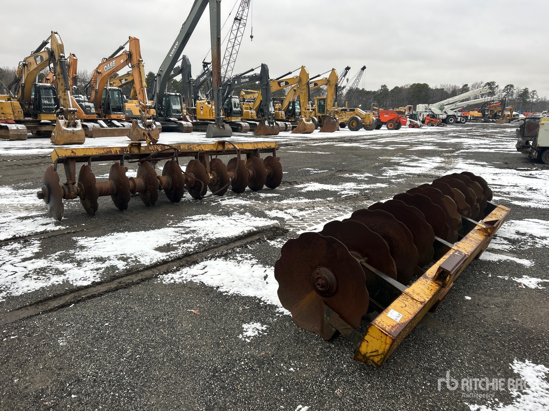 General Appearance with Foto, angolo posteriore sinistro