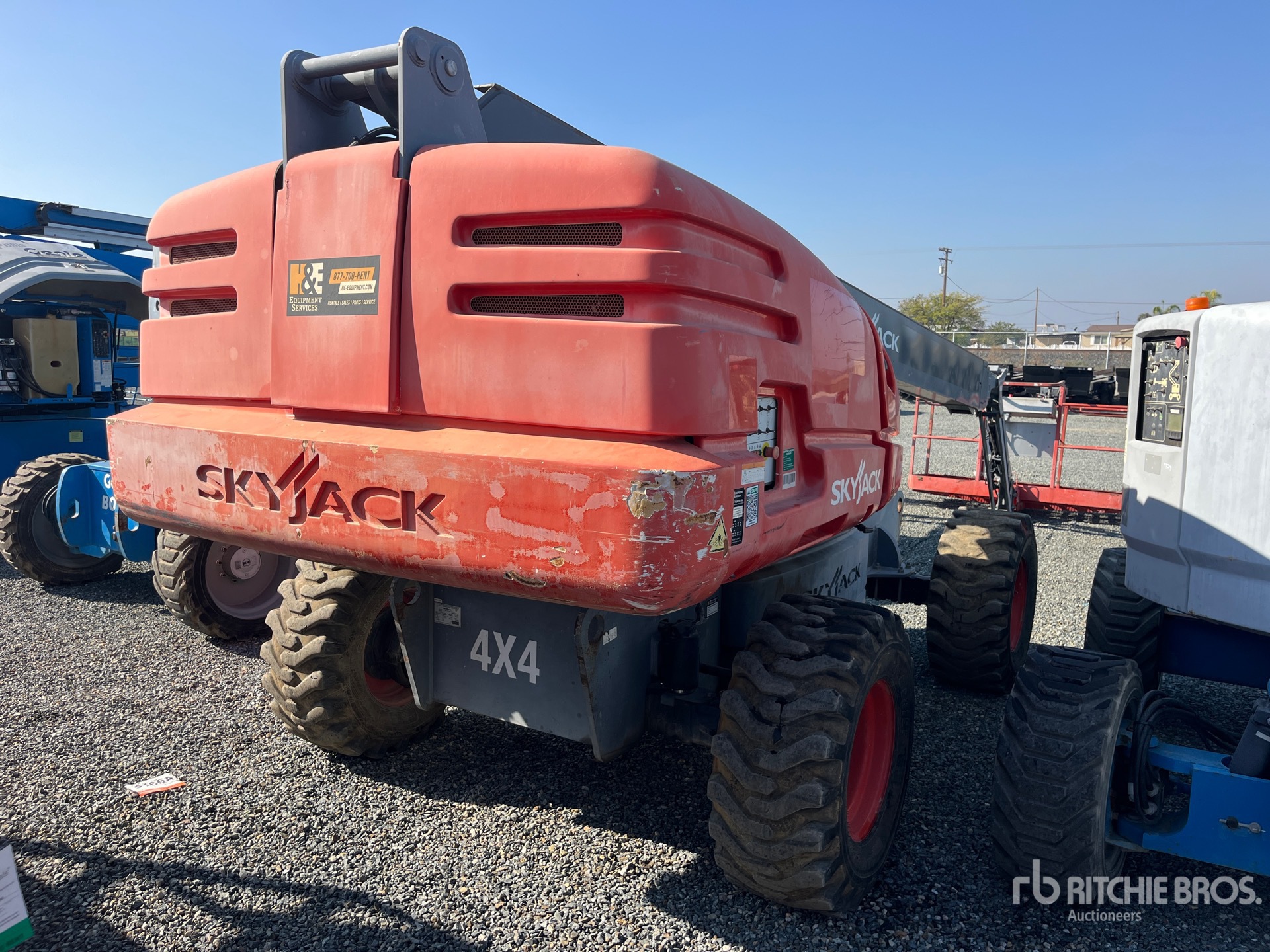 General Appearance with Picture, Right Rear Corner