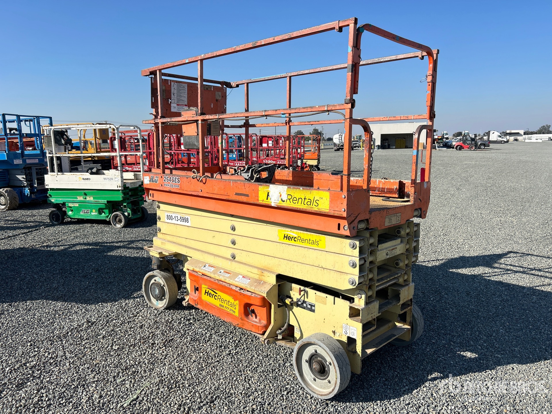 General Appearance with Picture, Left Rear Corner