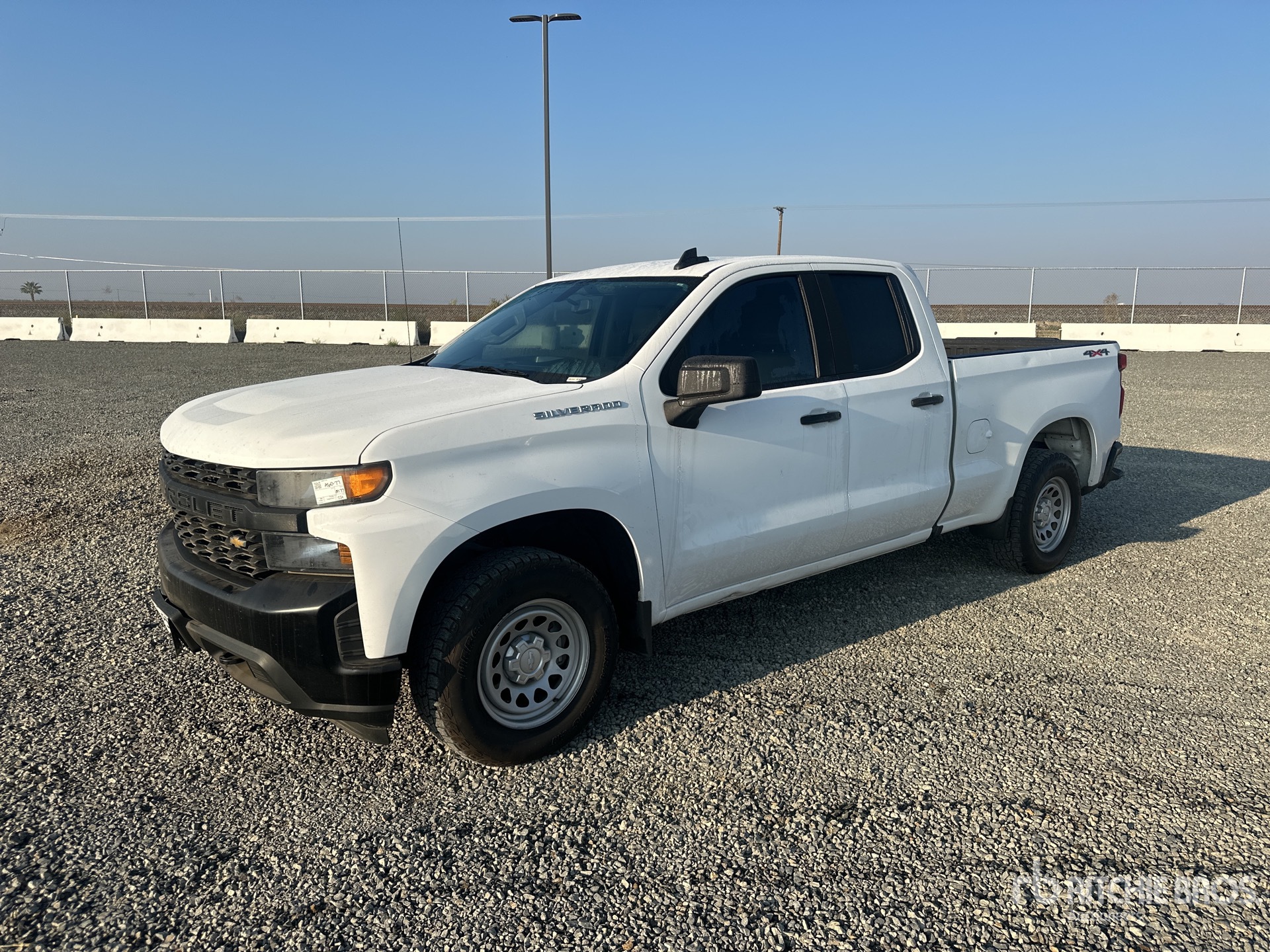 General Appearance with Featured Photo