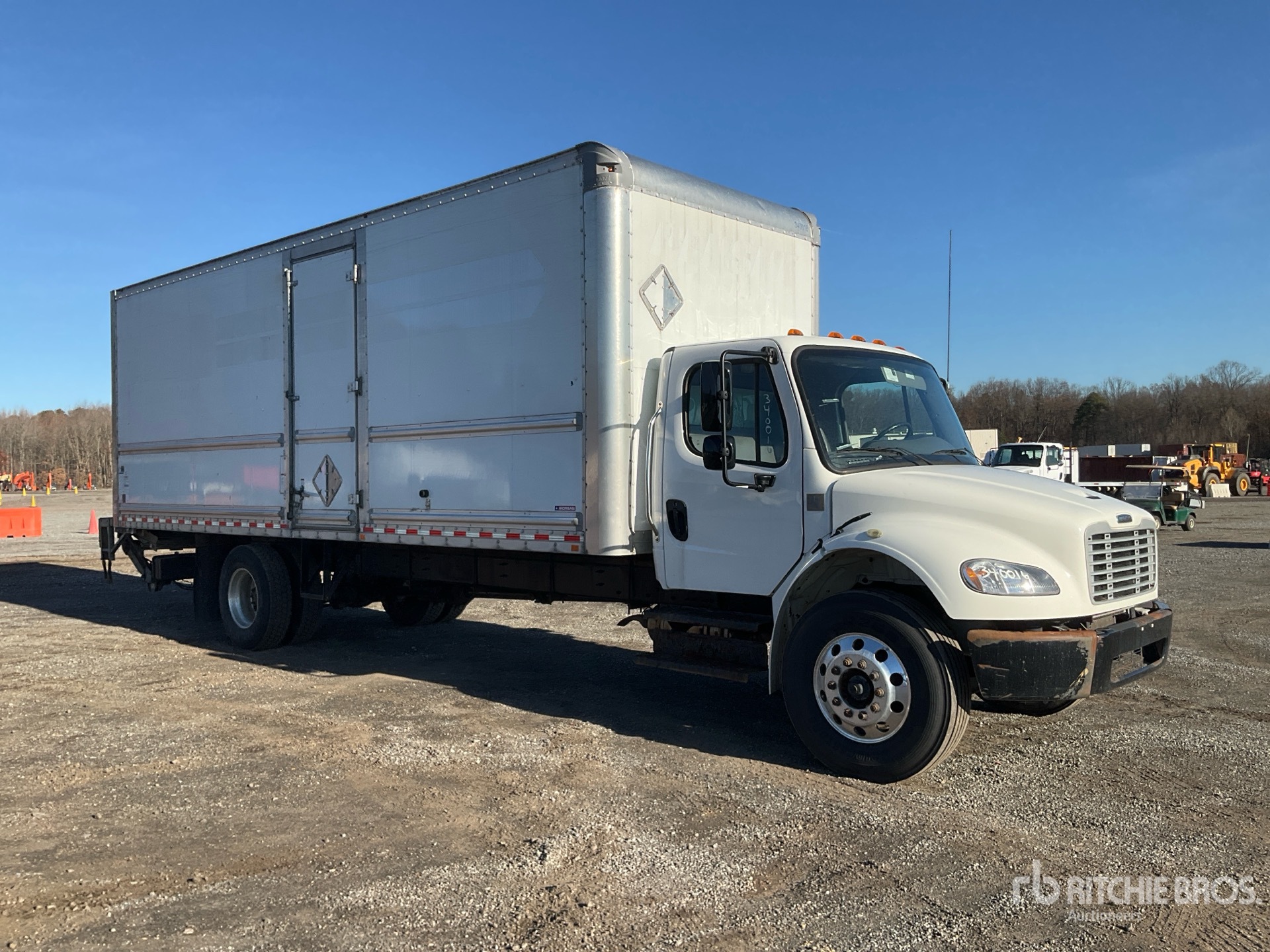 General Appearance with Bild, Ecke vorne rechts