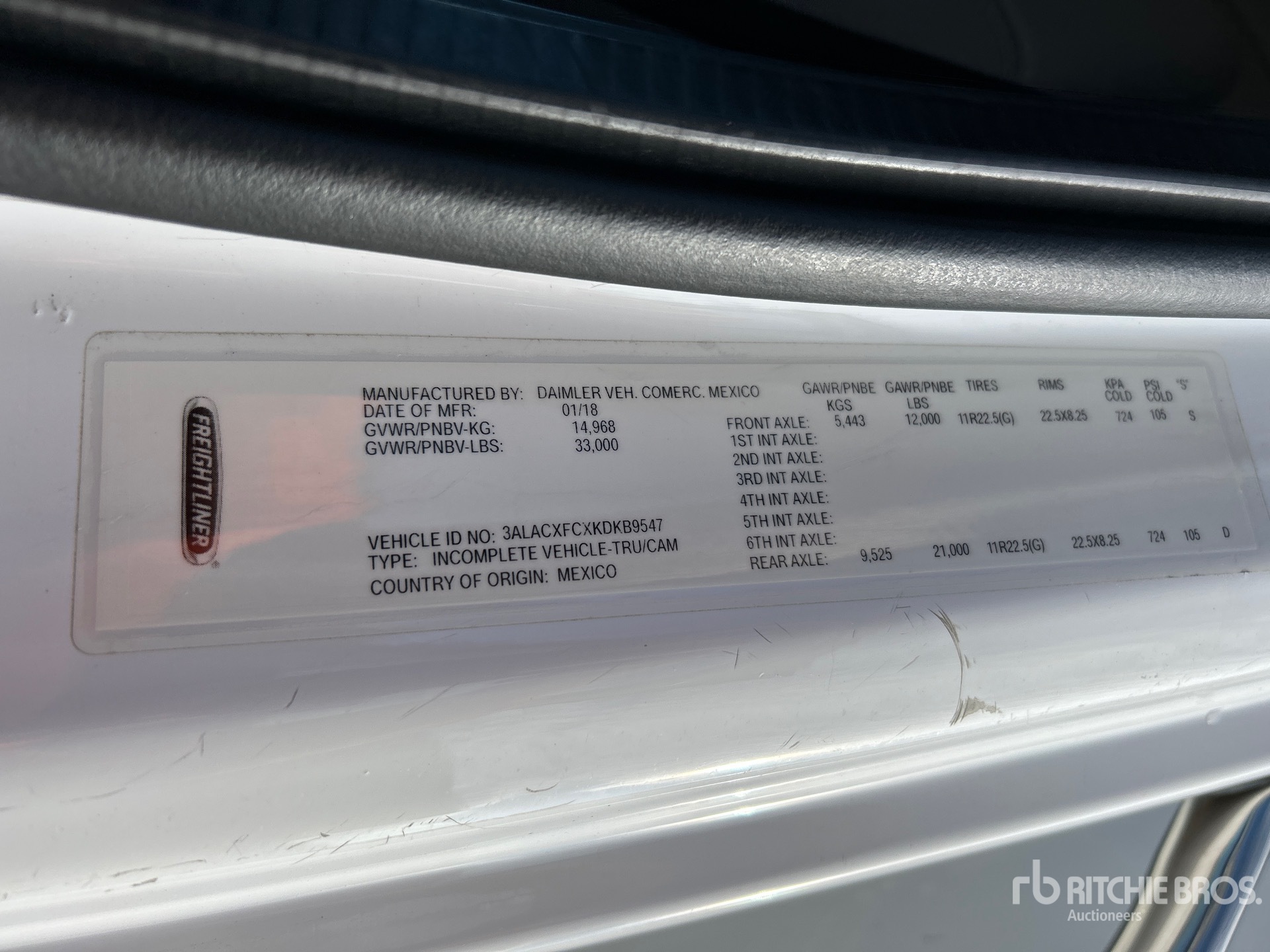General Appearance with Serial Number / VIN