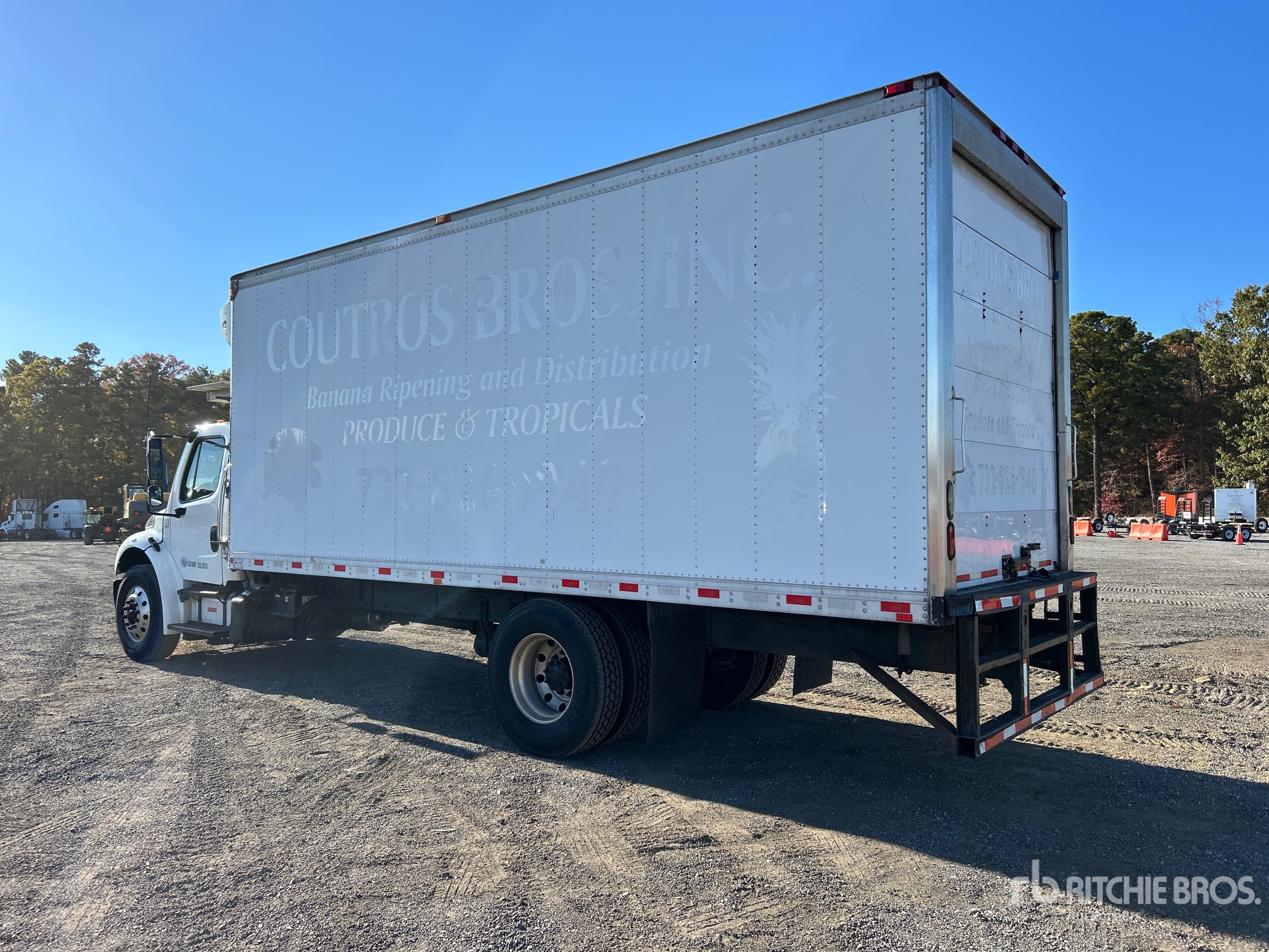 Aspect général with Image, coin arrière gauche