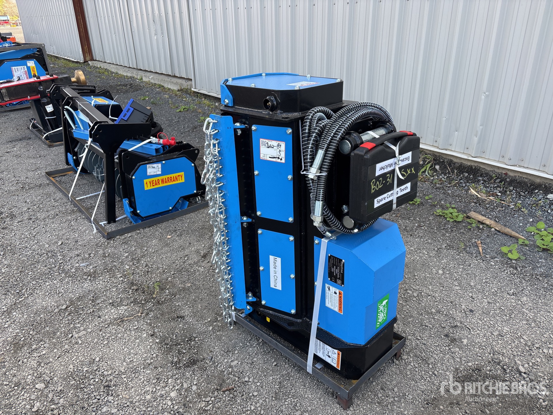 General Appearance with Picture, Left Rear Corner