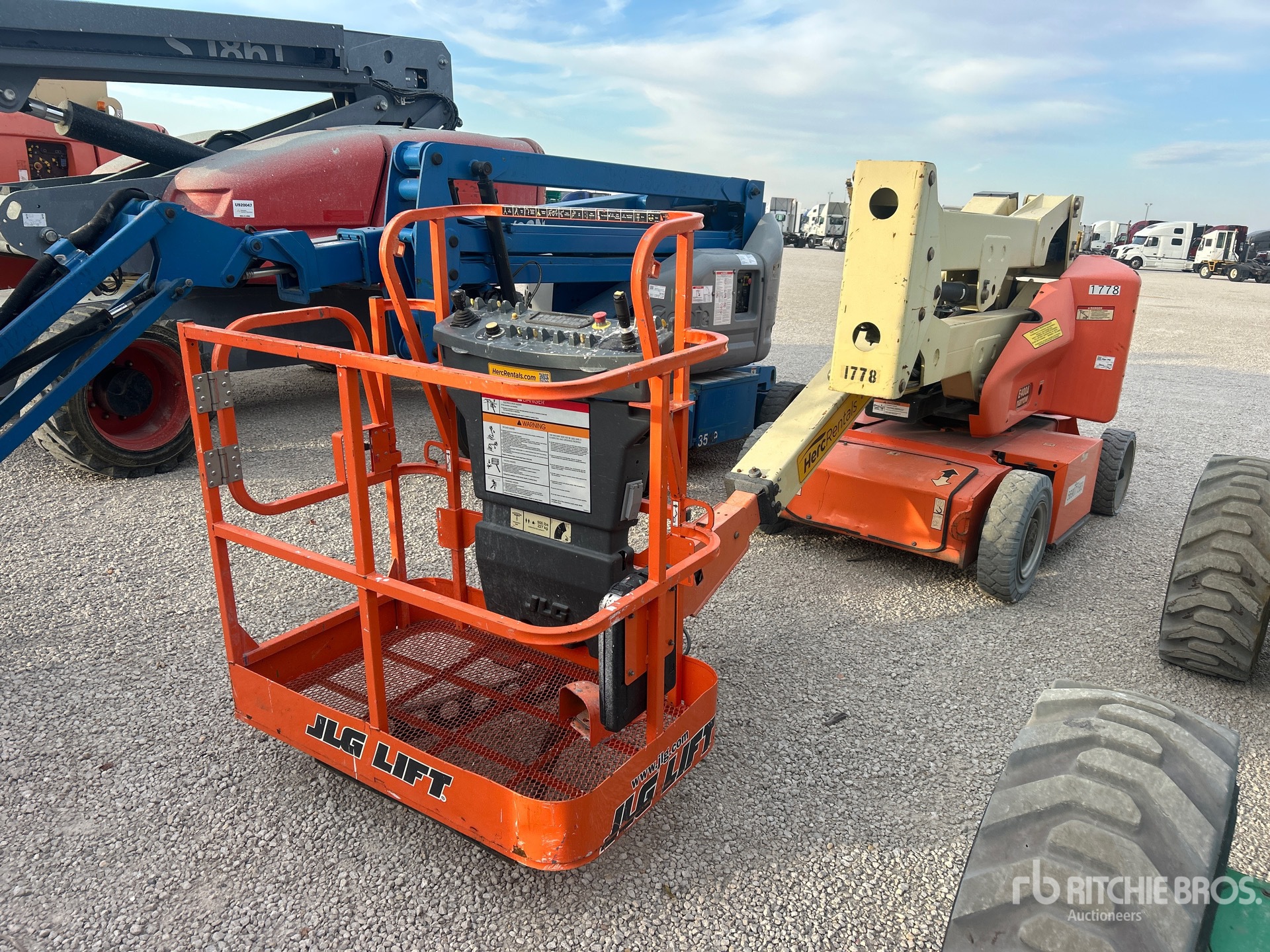 General Appearance with Picture, Left Front Corner