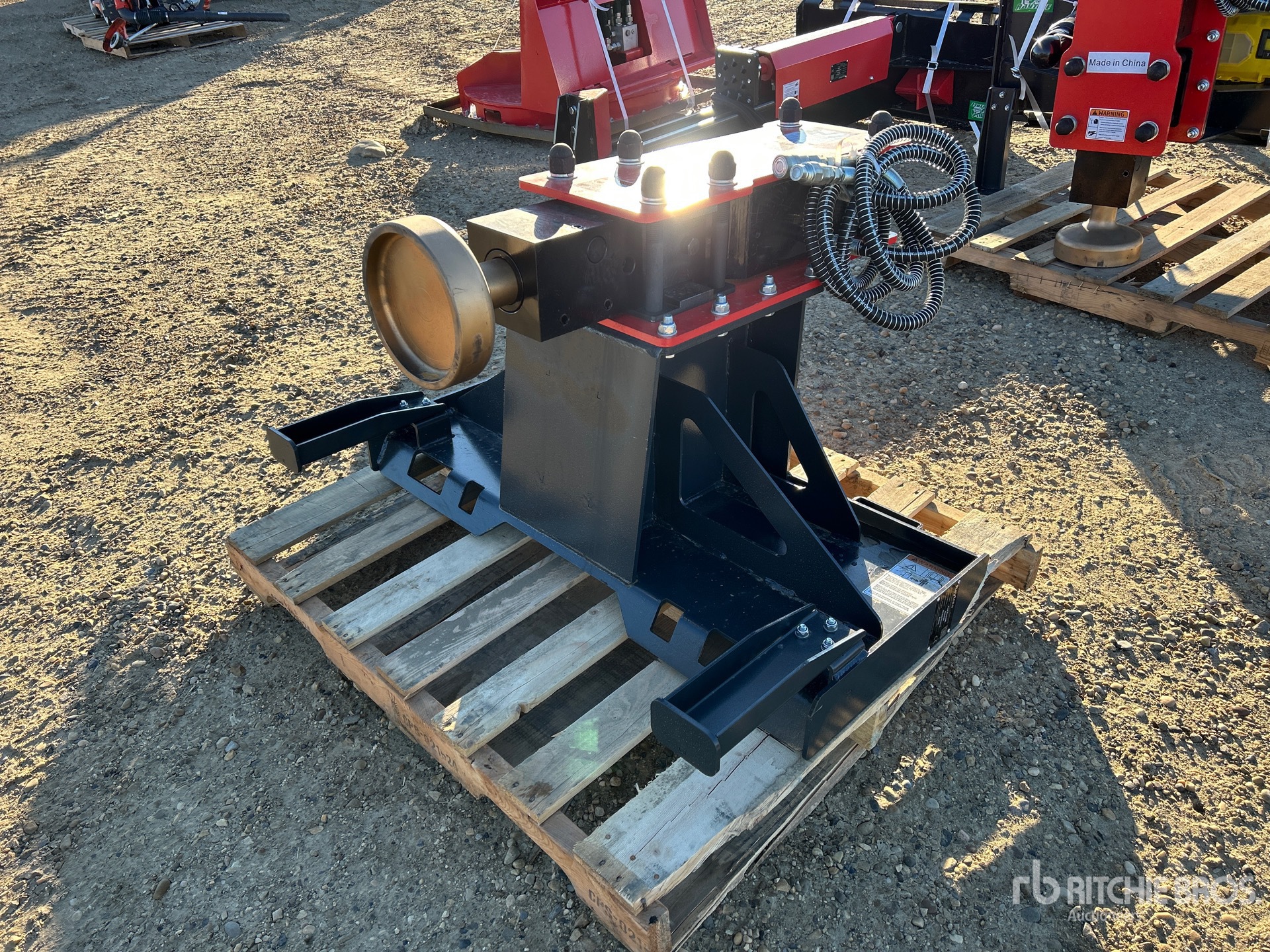 General Appearance with Bild, Ecke vorne rechts