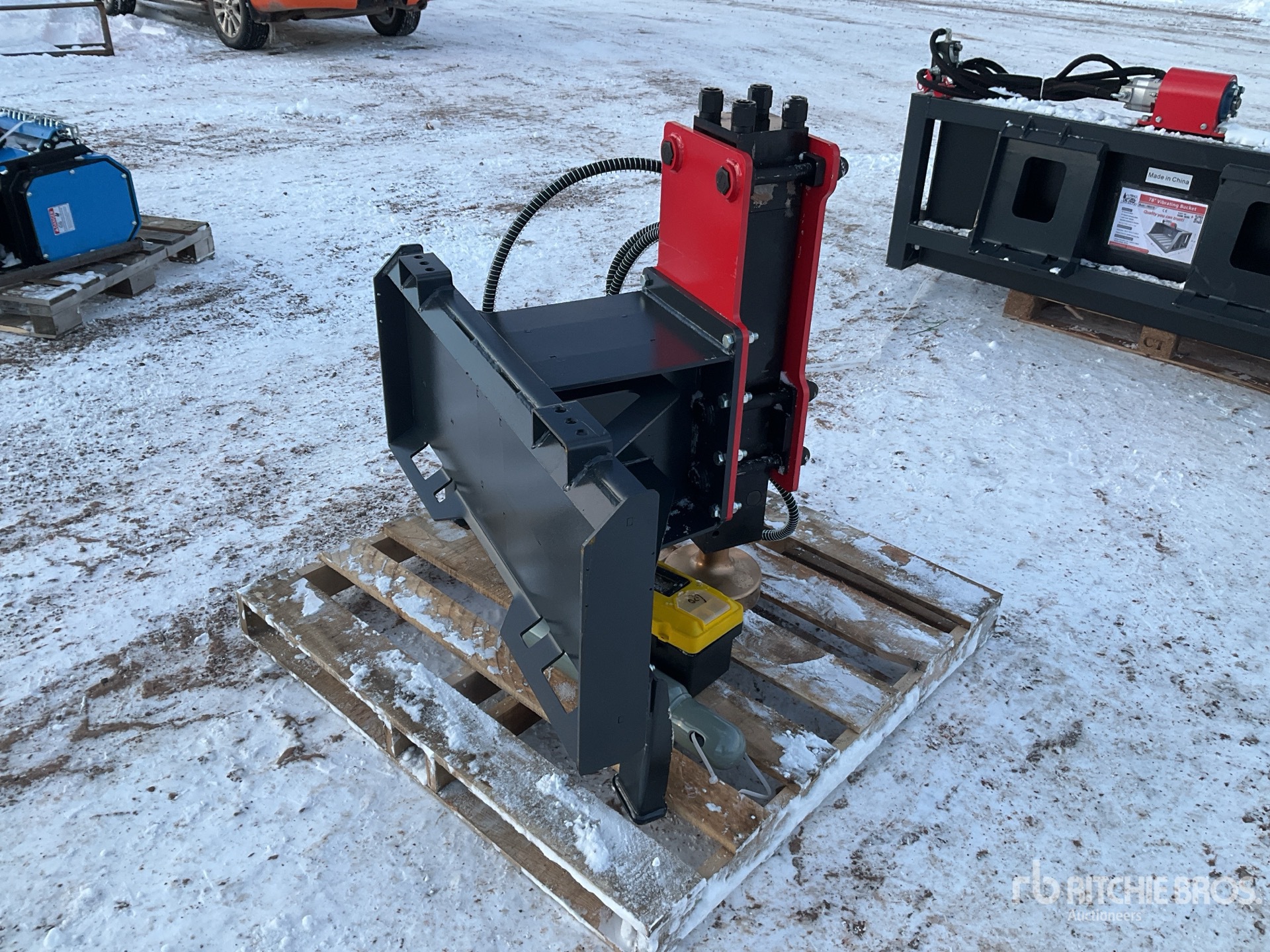 General Appearance with Foto, angolo anteriore sinistro