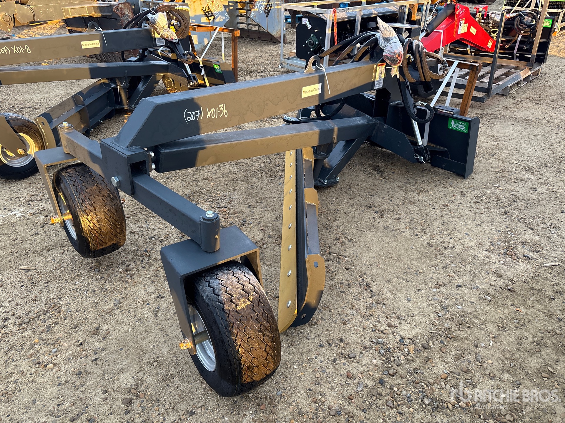 General Appearance with Picture, Right Front Corner