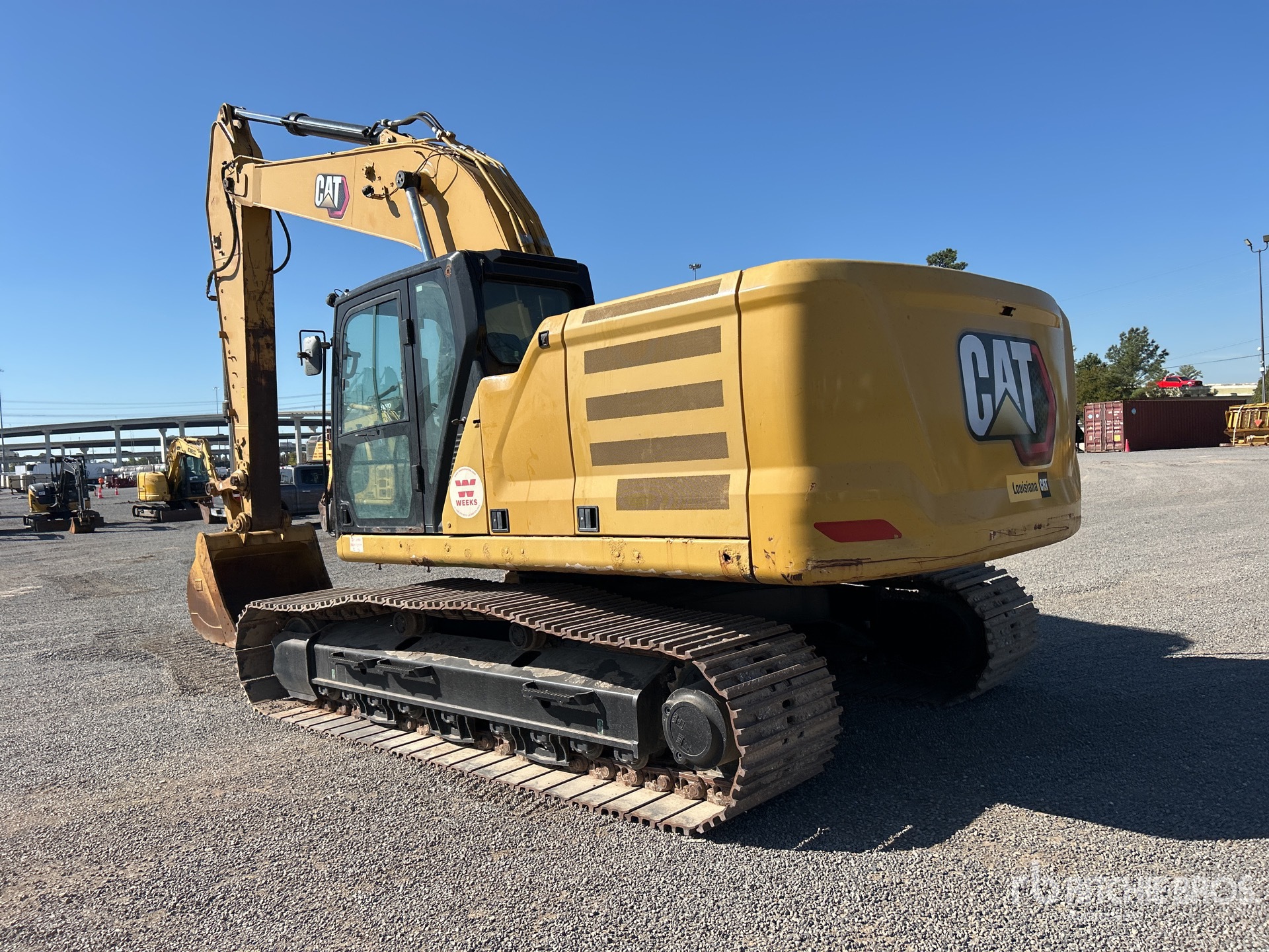 General Appearance with Picture, Left Rear Corner