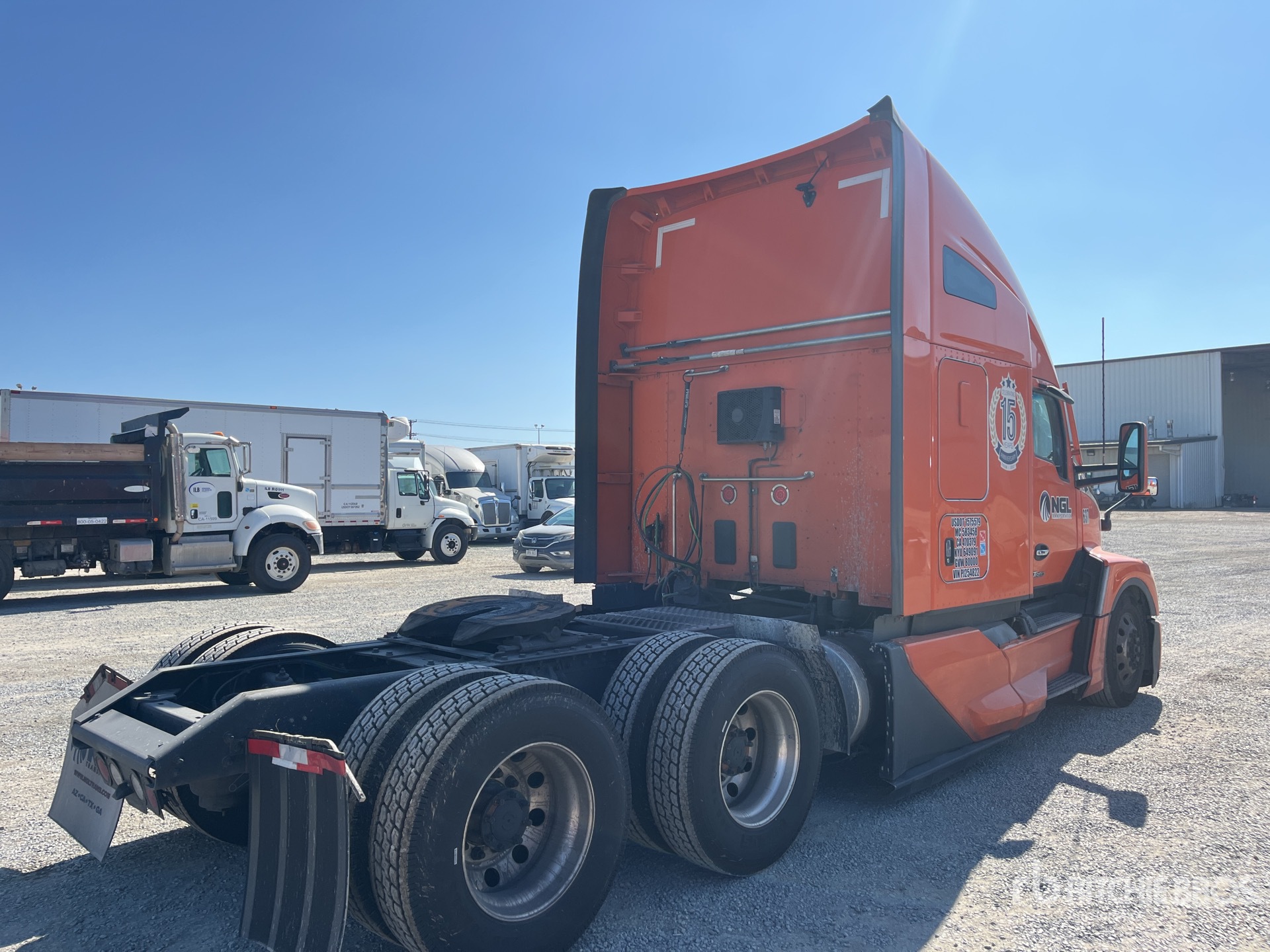 General Appearance with Imagen: esquina trasera derecha