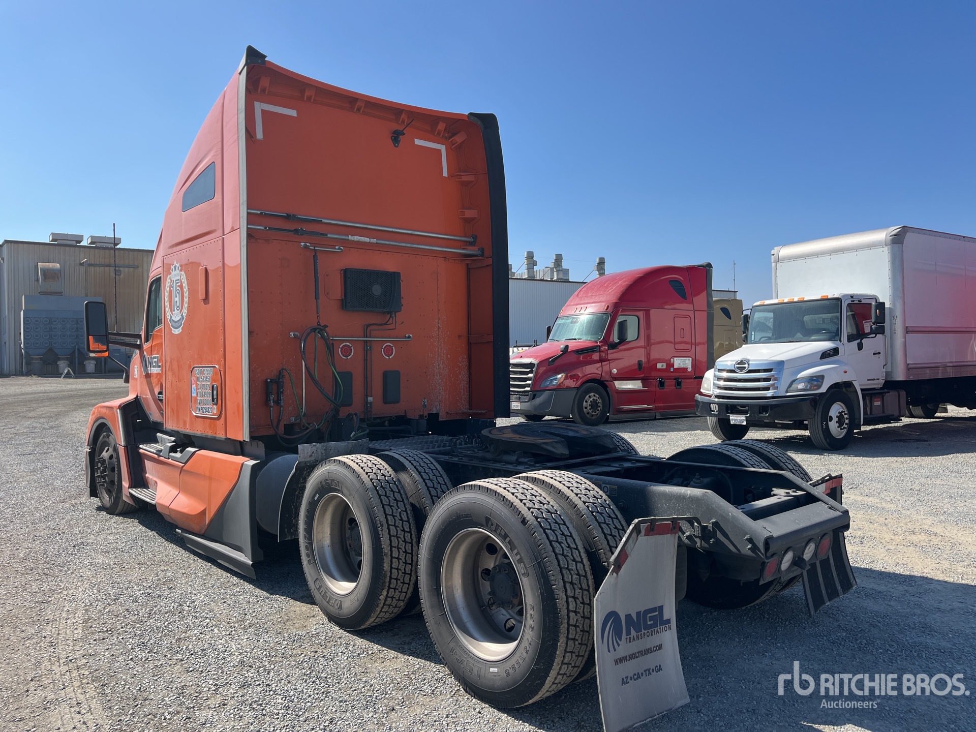 General Appearance with Imagen: esquina trasera izquierda