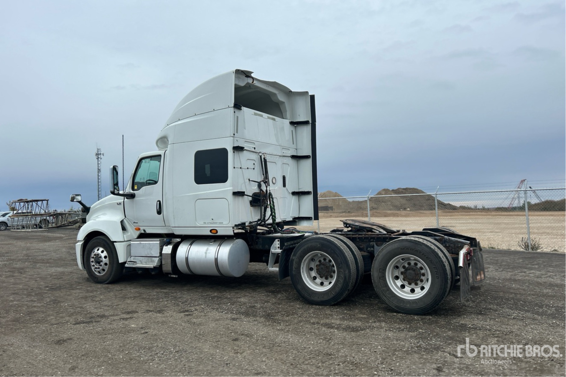 General Appearance with Picture, Left Rear Corner