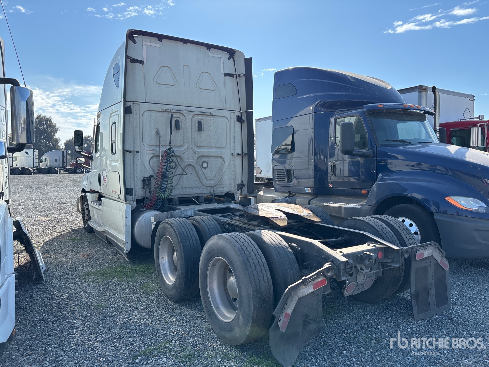 General Appearance with Imagen: esquina trasera izquierda