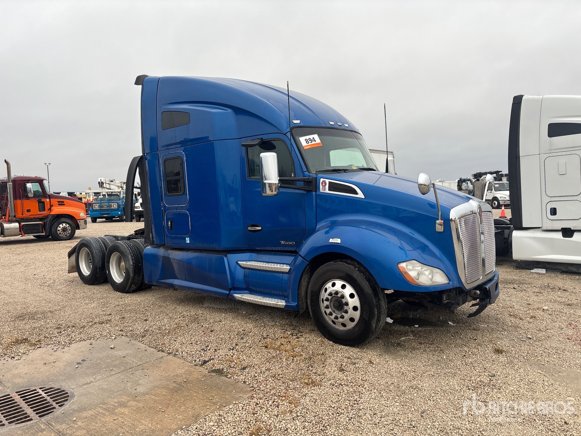 General Appearance with Picture, Right Front Corner