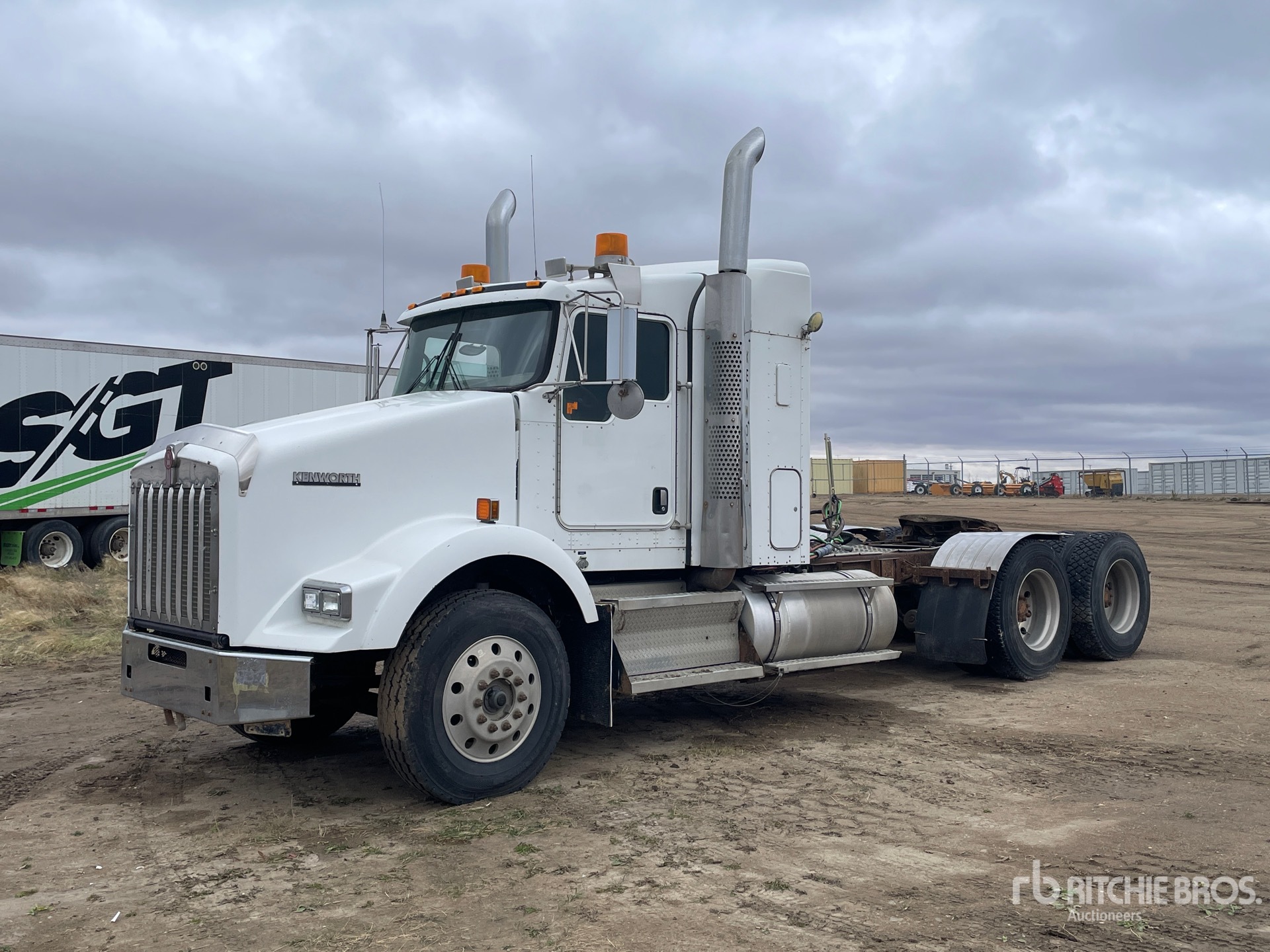 Aspect général with Image, coin avant gauche