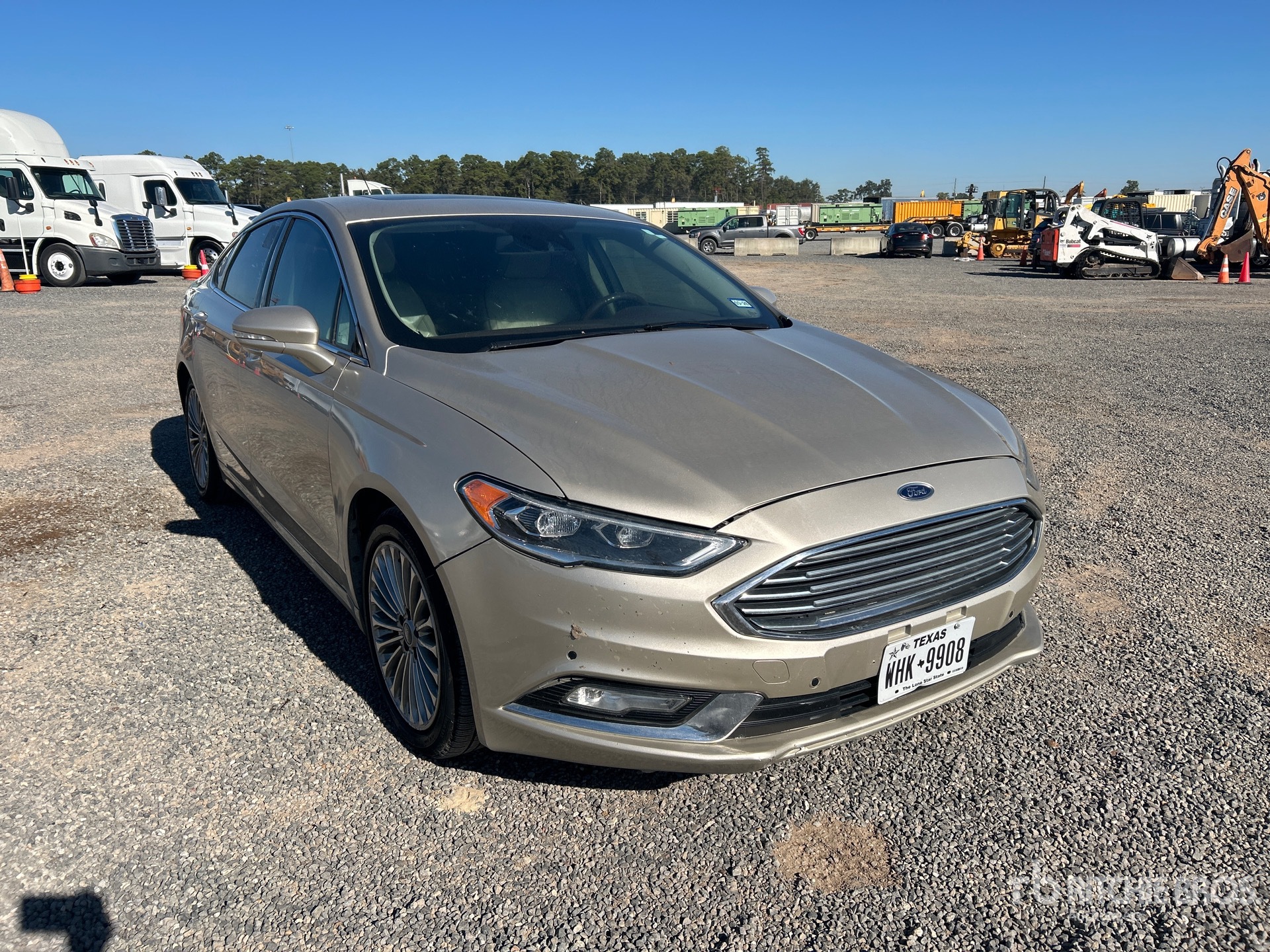 General Appearance with Picture, Right Front Corner