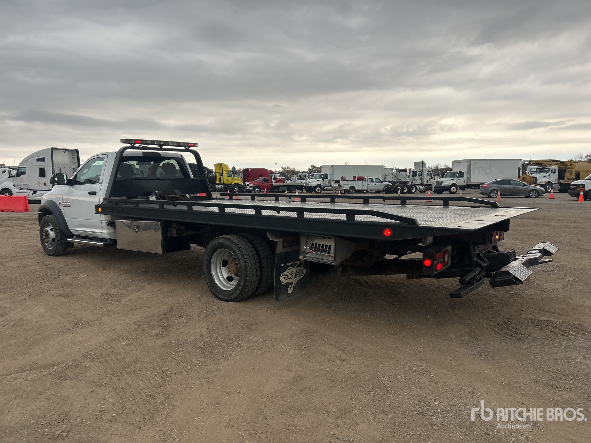 General Appearance with Imagen: esquina trasera izquierda