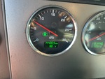 4 Transmision with Engine Hours