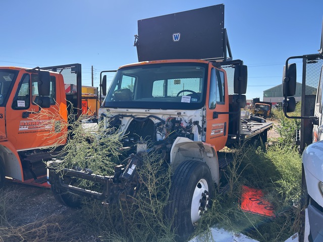 2012 International 4300 4x2 Flatbed Truck (Inoperable) 2012 International 4300 4x2 Flatbed Truck (Inoperable)