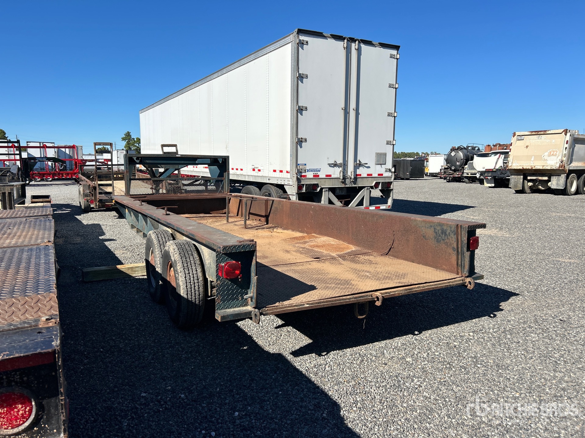 General Appearance with Imagen: esquina trasera izquierda