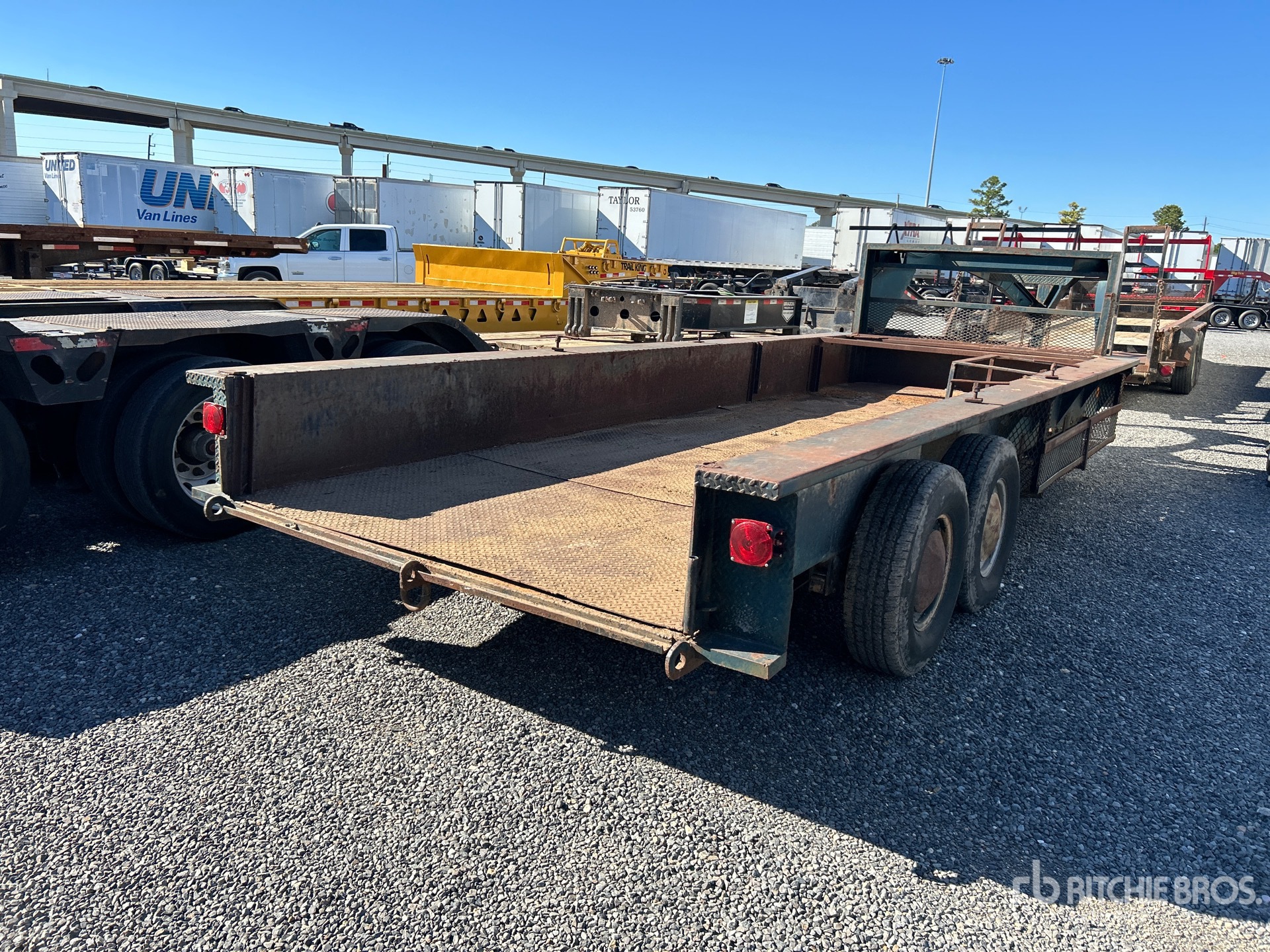 General Appearance with Imagen: esquina trasera derecha