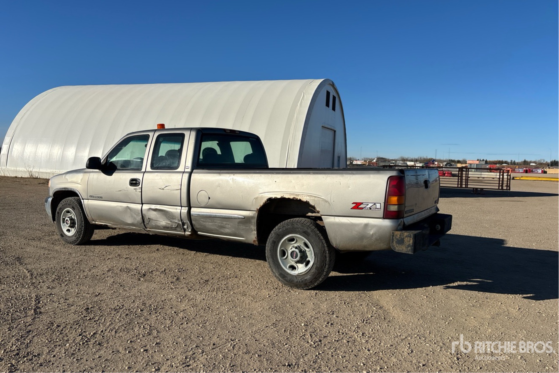 General Appearance with Picture, Left Rear Corner