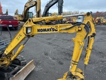 v2 Chassis - Excavator with 