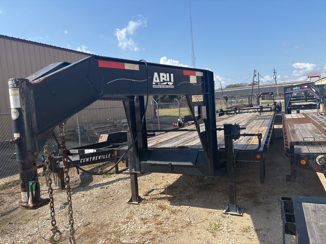 2017 (unverified) ABU 32 ft T/A Gooseneck Flatbed Trailer