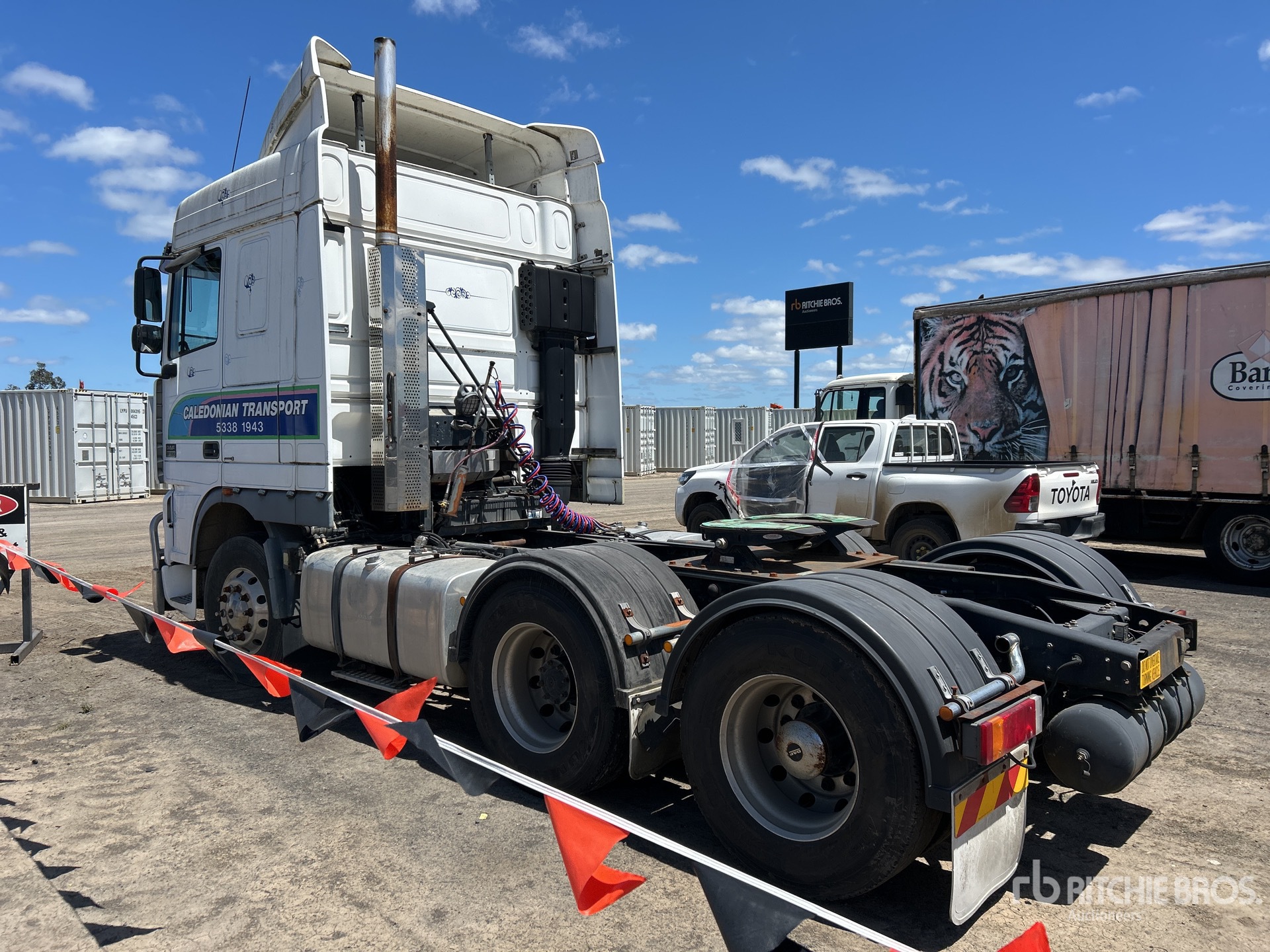 General Appearance with Imagen: esquina trasera derecha