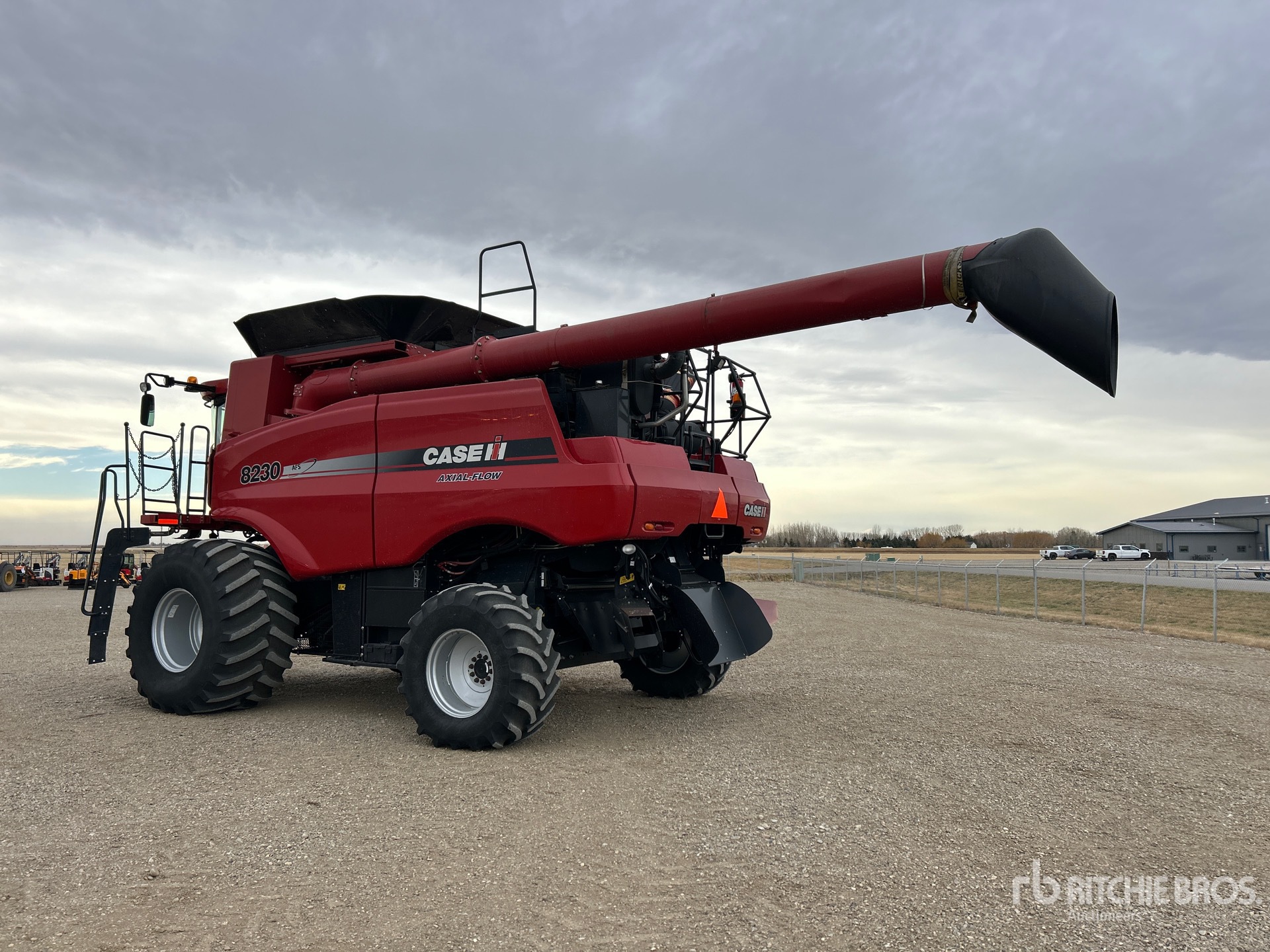 General Appearance with Foto, angolo posteriore sinistro