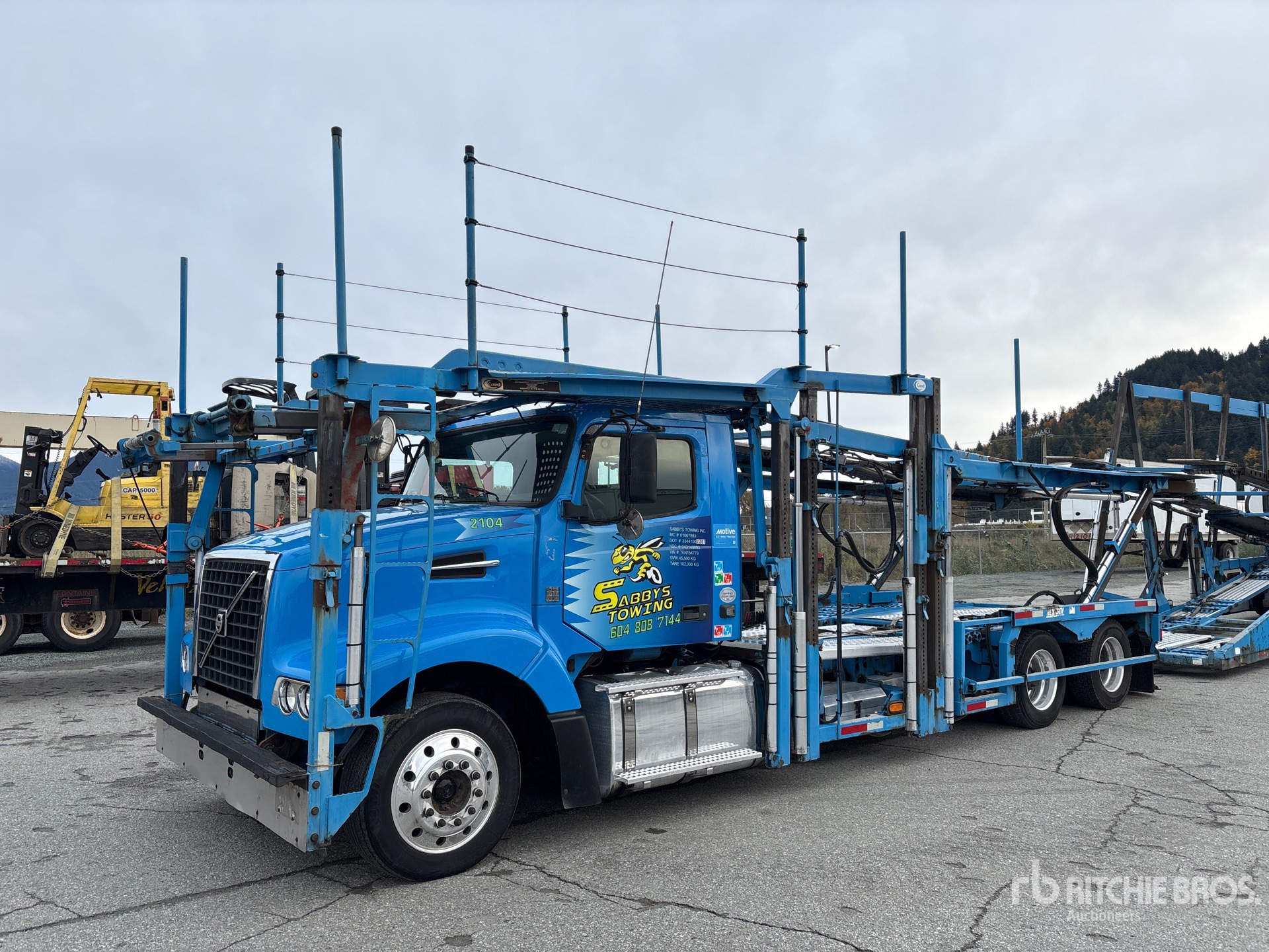 General Appearance with Picture, Left Front Corner