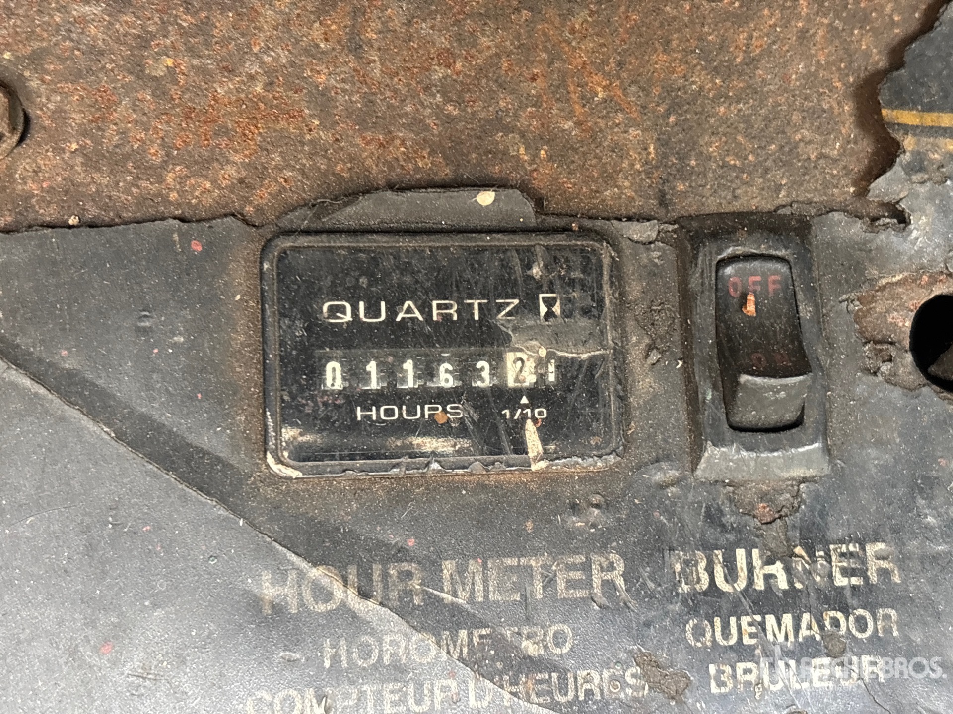 General Appearance with Hour Meter / Odometer