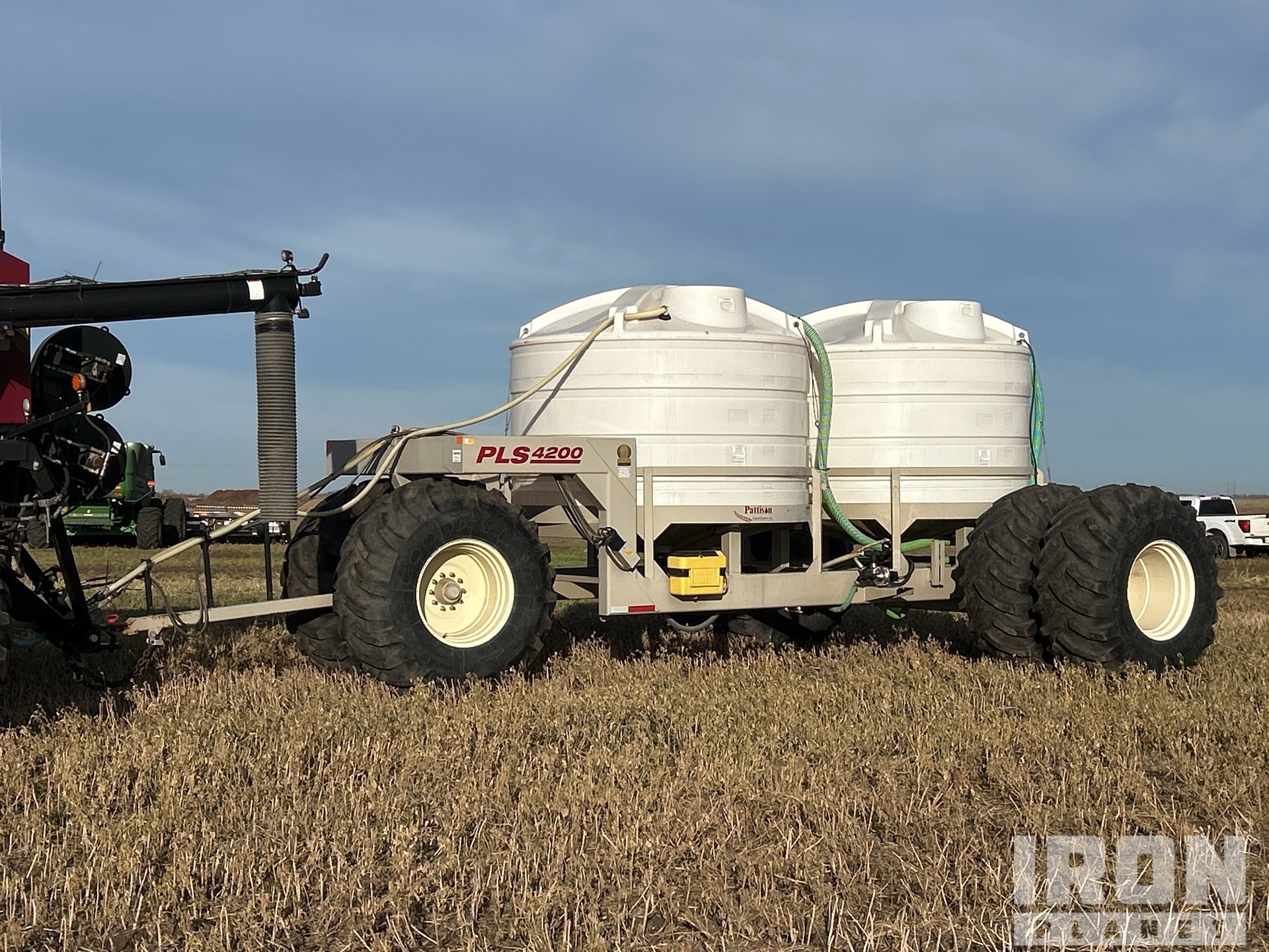 General Appearance with Bild, Ecke vorne links