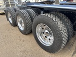 4 Underbody - Truck with 