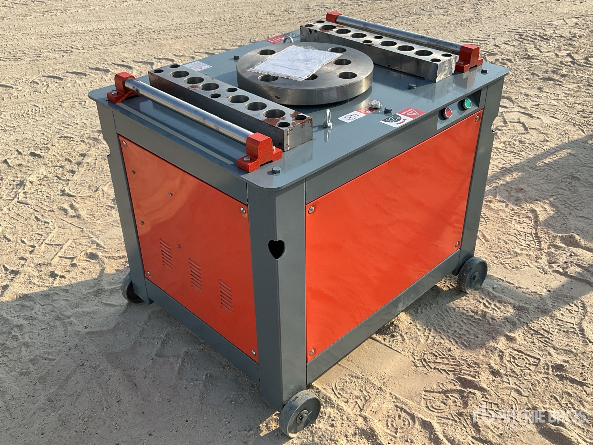 Aspect général with Image, coin arrière gauche