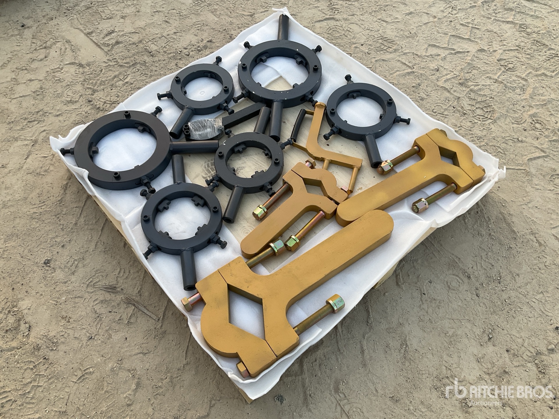 Aspect général with Image, coin arrière droit