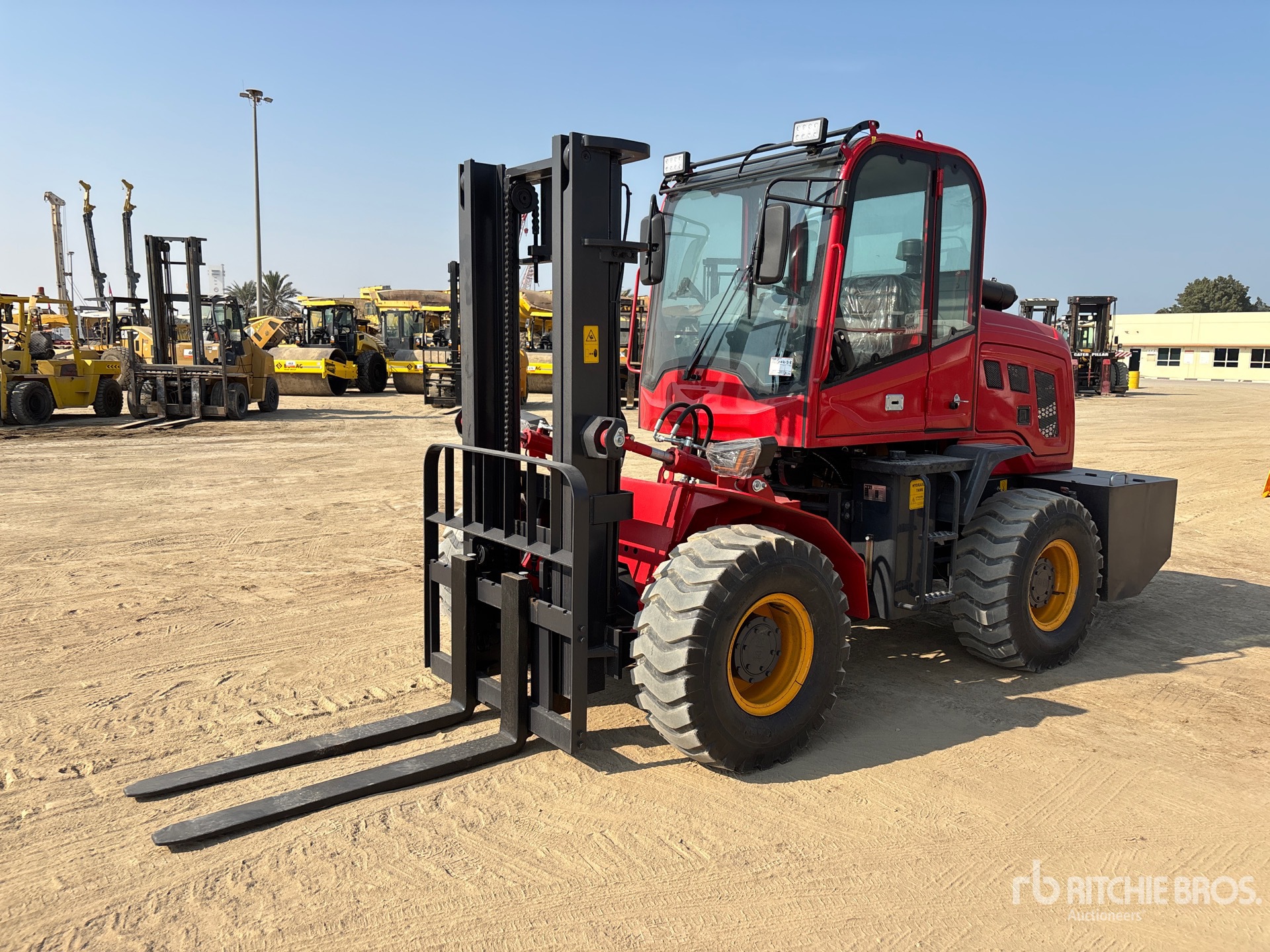 General Appearance with Picture, Left Front Corner