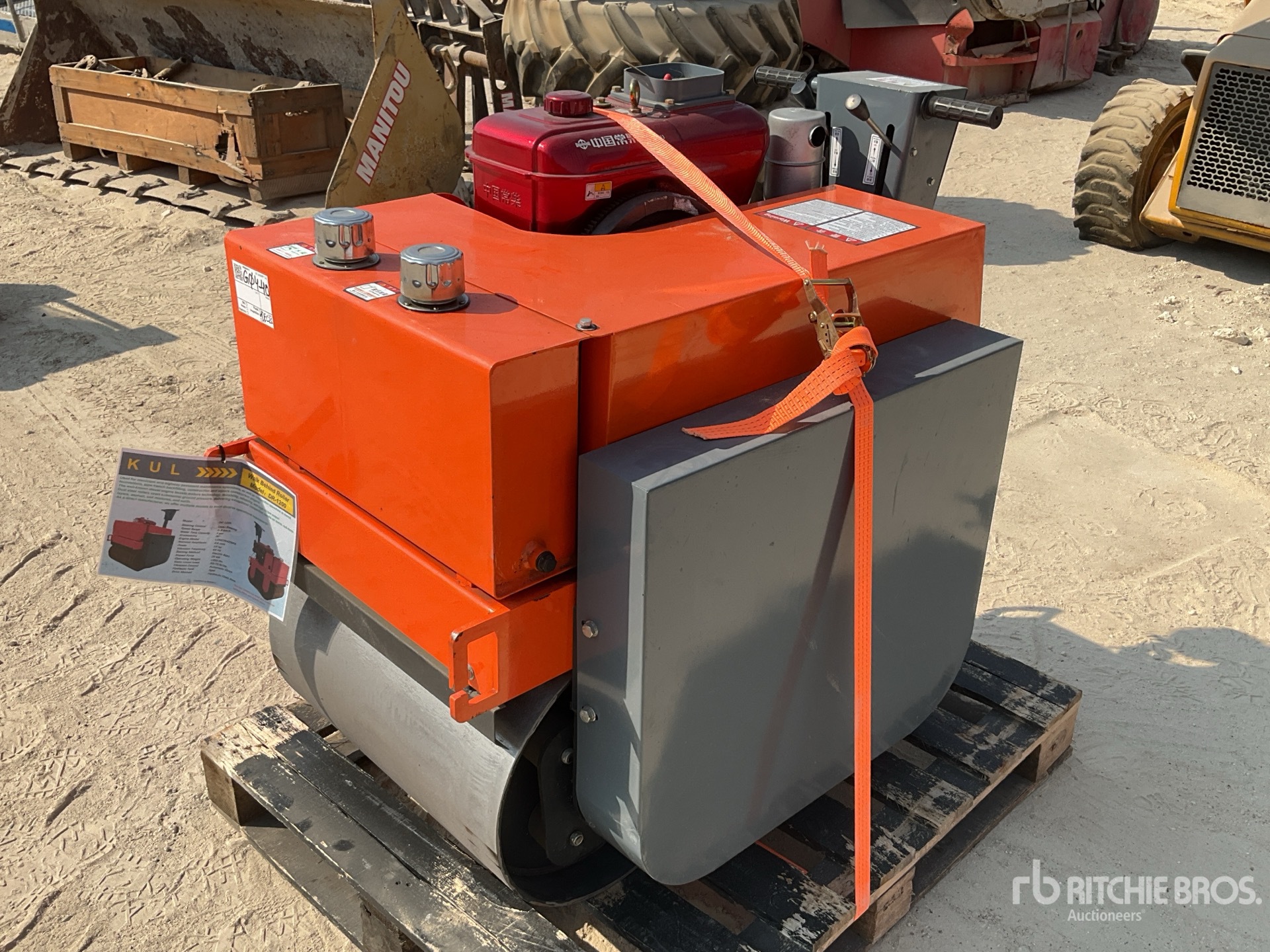 General Appearance with Foto, angolo anteriore sinistro