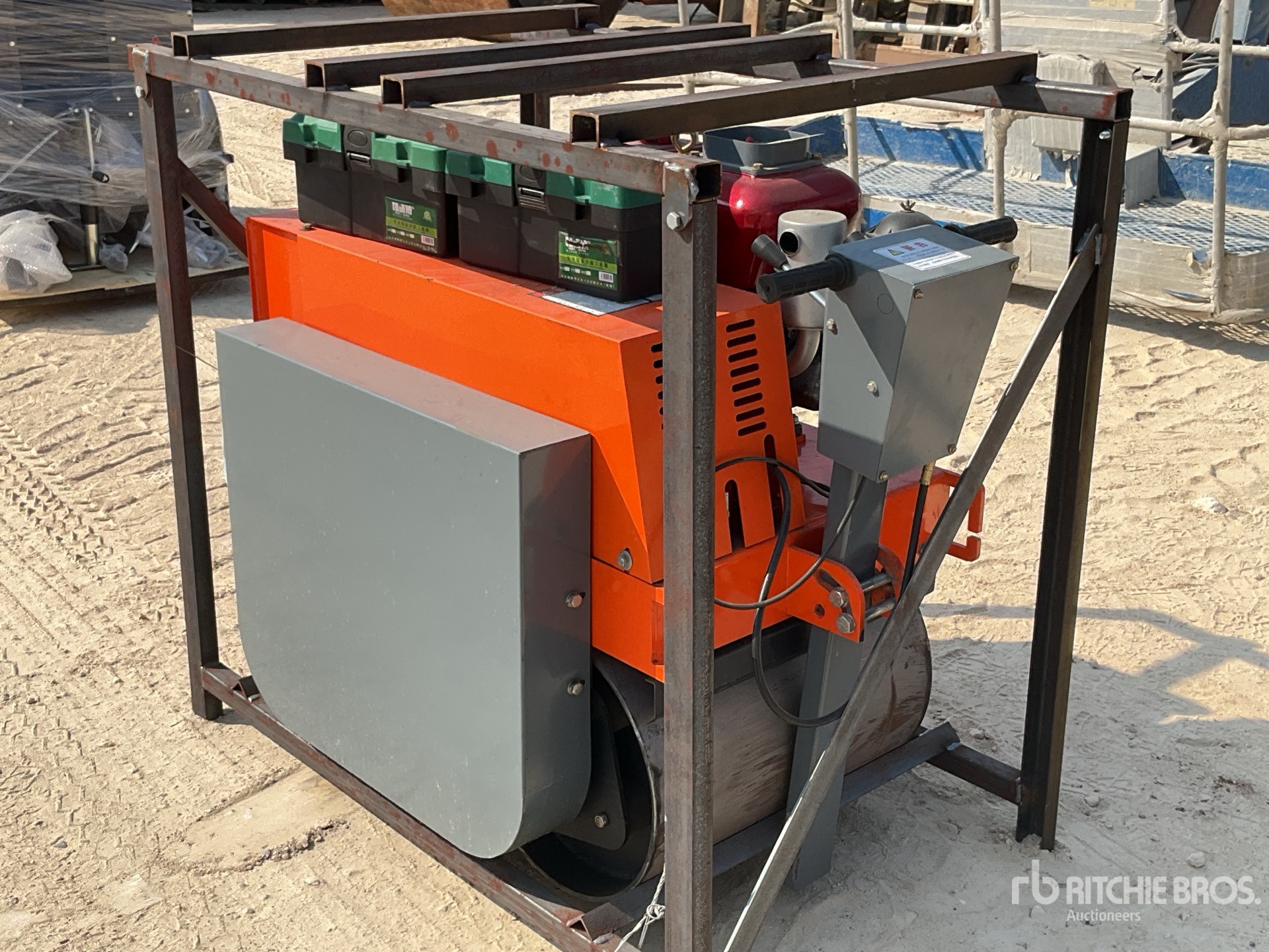 General Appearance with Foto, angolo posteriore sinistro