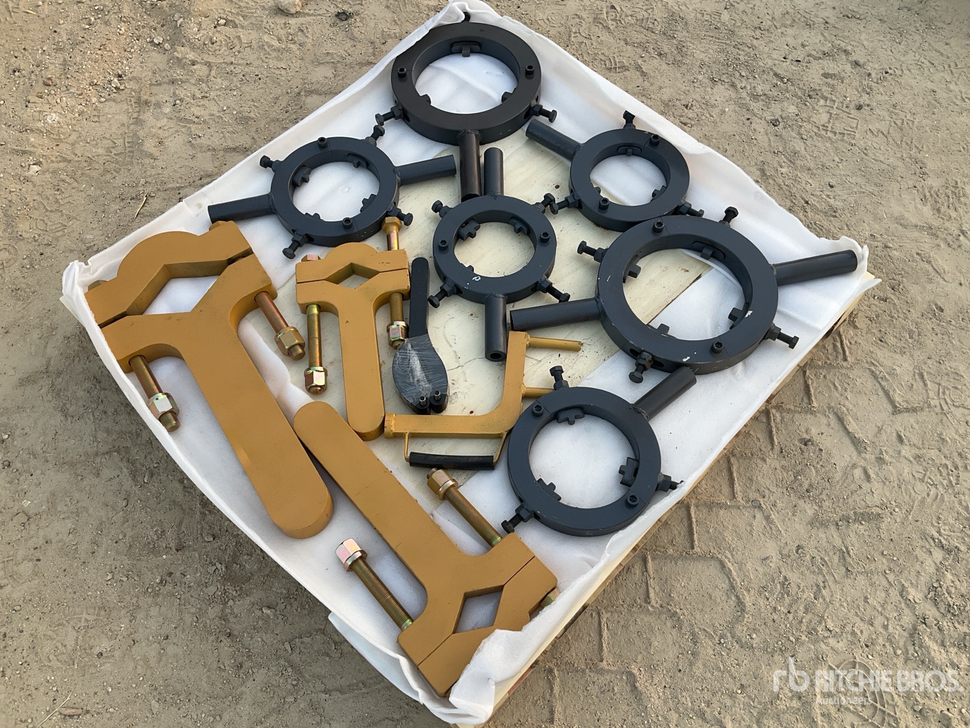 Aspect général with Image, coin avant droit