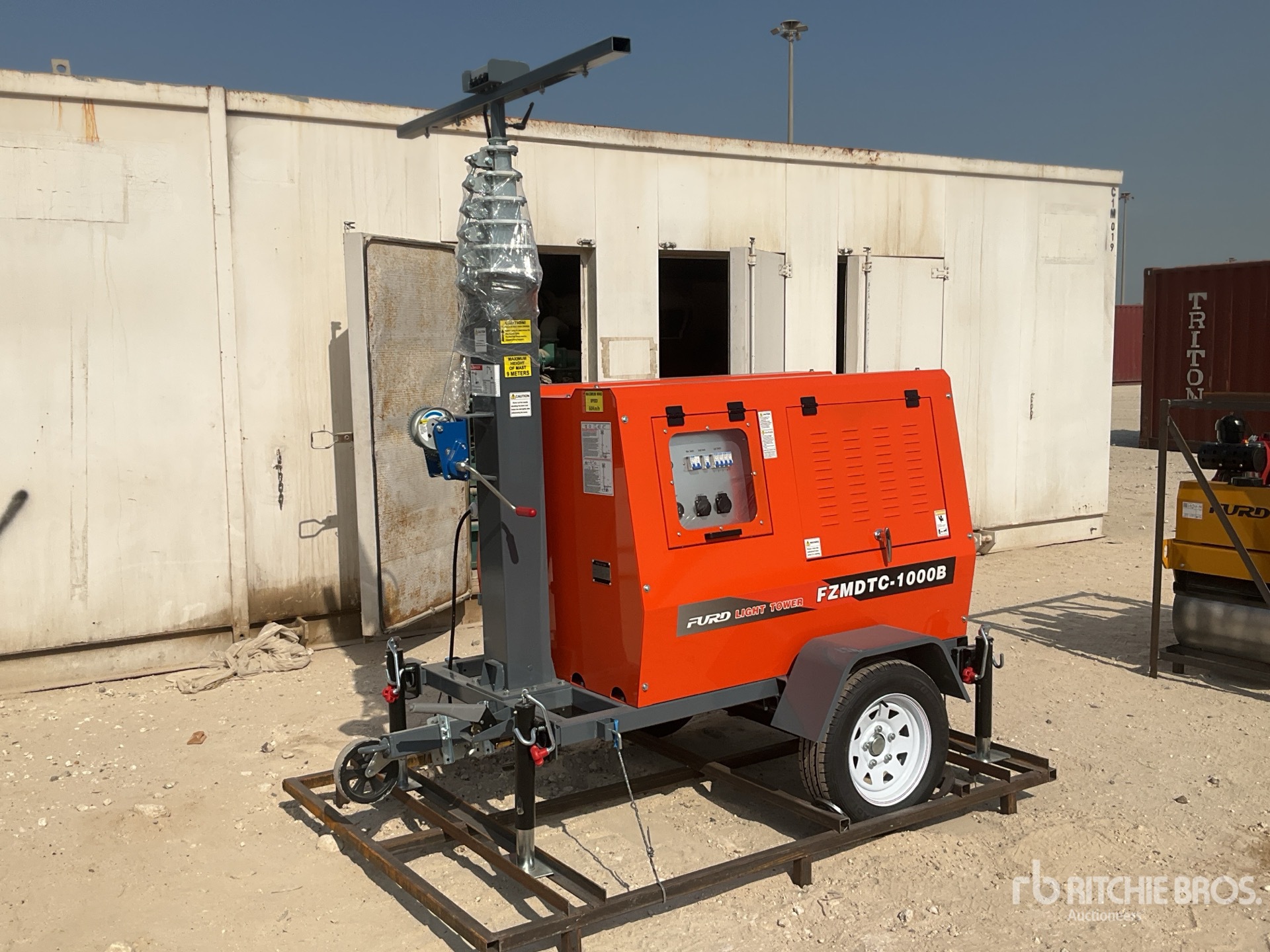 General Appearance with Bild, Ecke vorne links