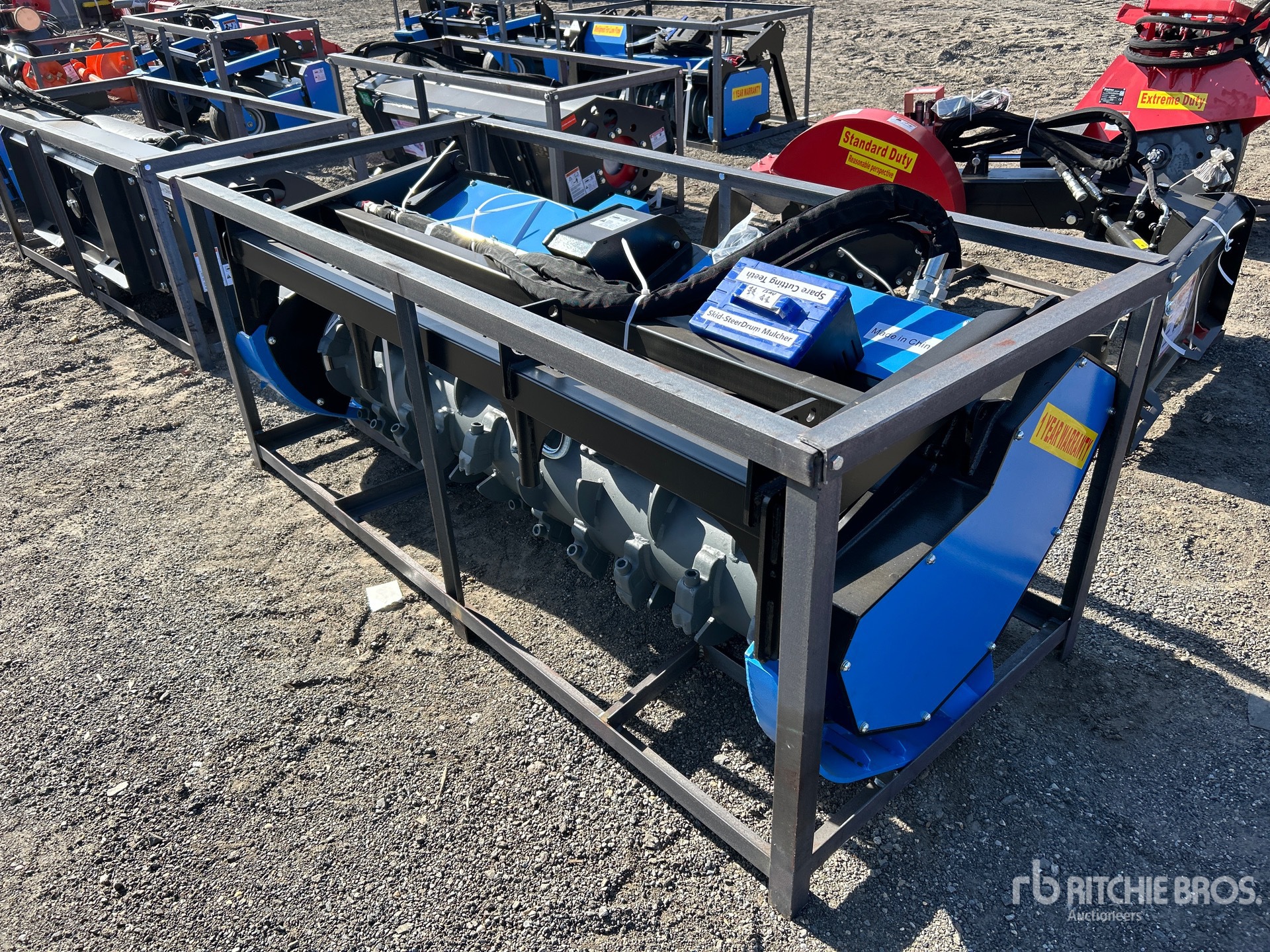 General Appearance with Foto, angolo anteriore sinistro