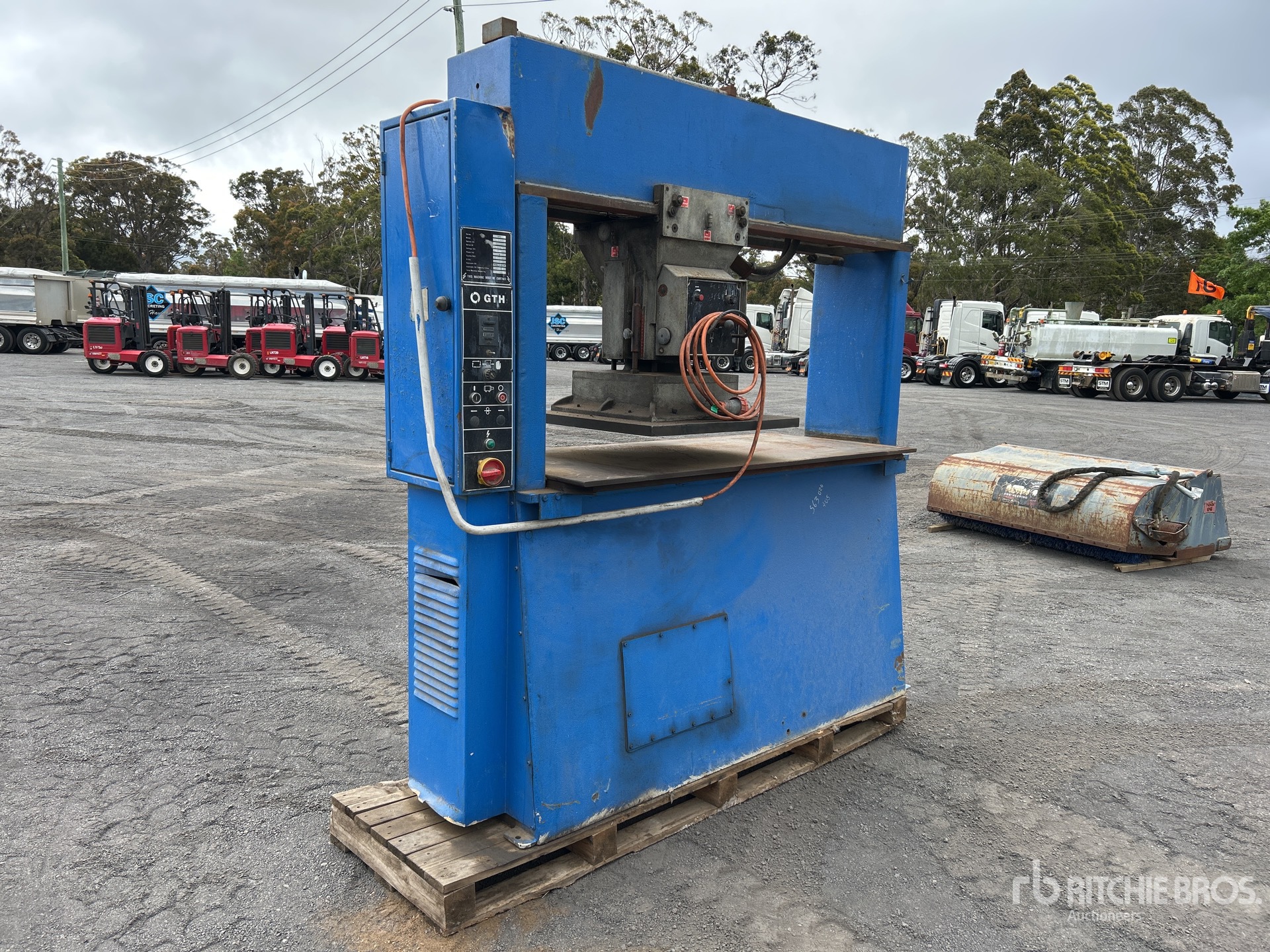 Aspect général with Image, coin avant droit