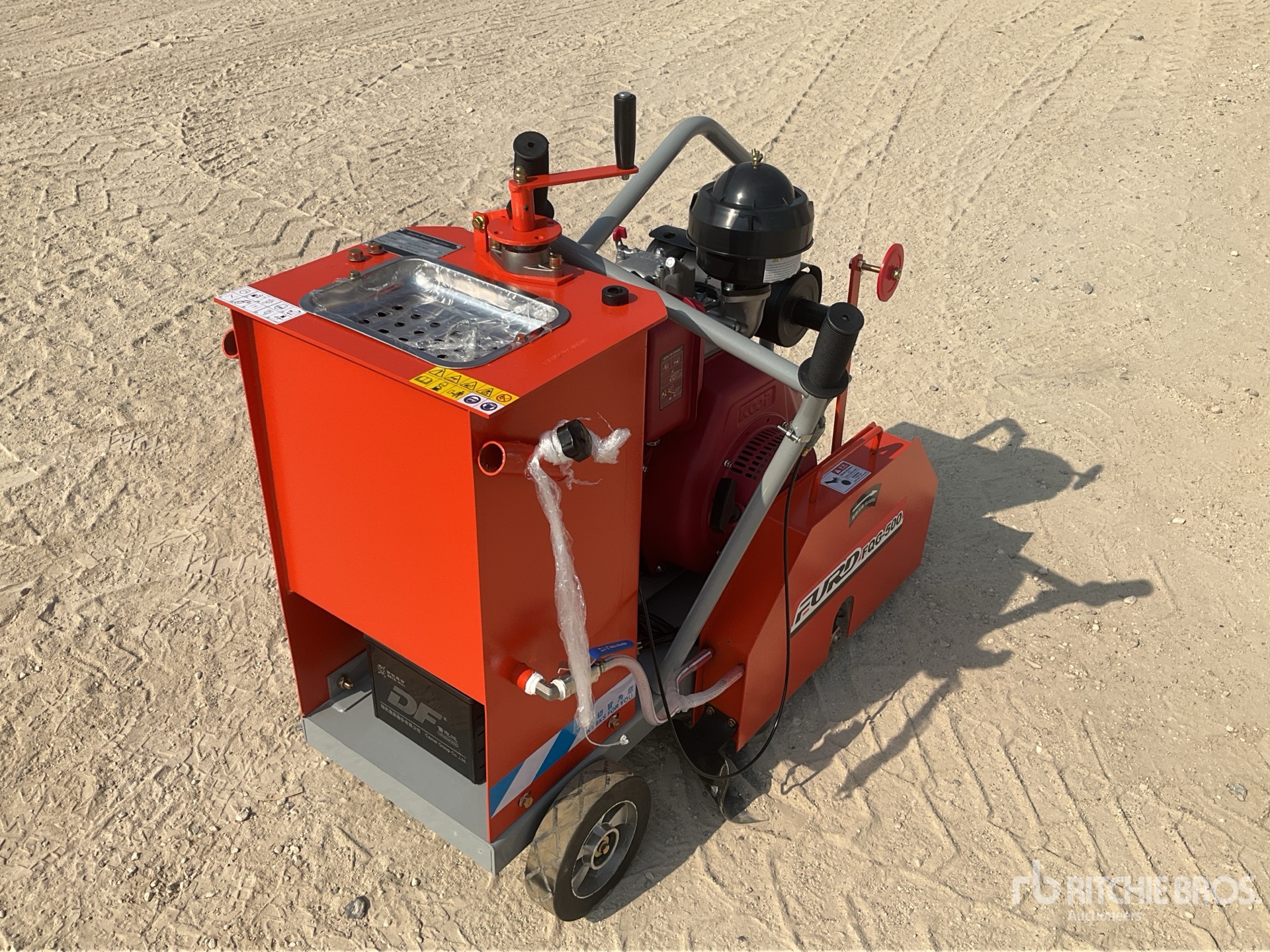 General Appearance with Bild, Ecke hinten rechts