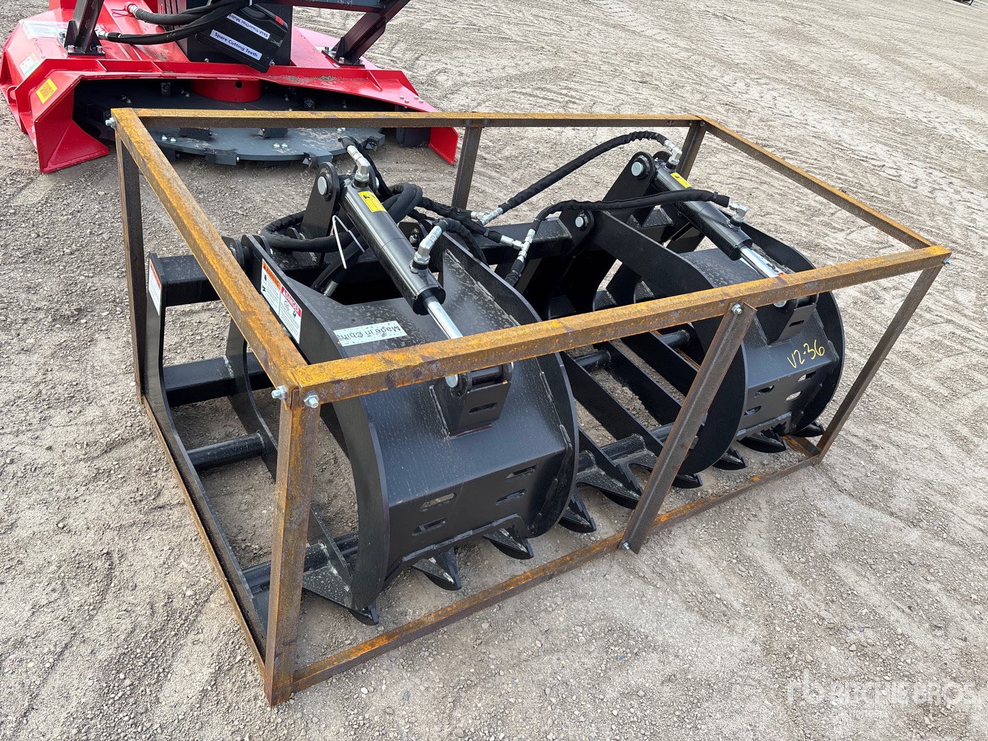 General Appearance with Picture, Right Front Corner