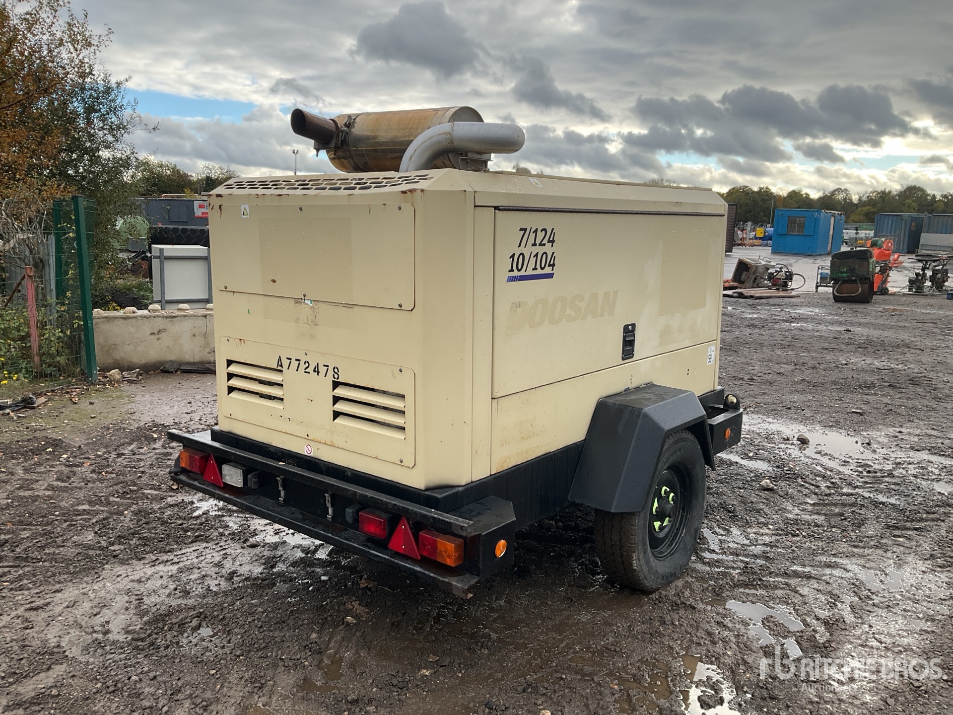 General Appearance with Picture, Right Rear Corner