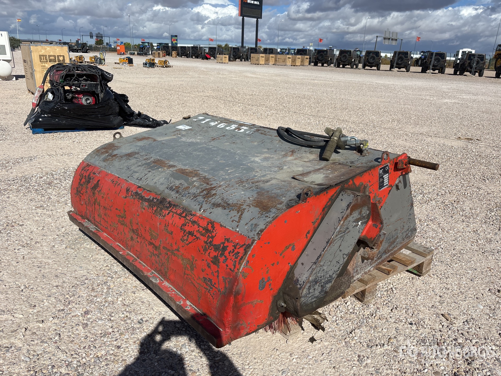 General Appearance with Picture, Left Front Corner